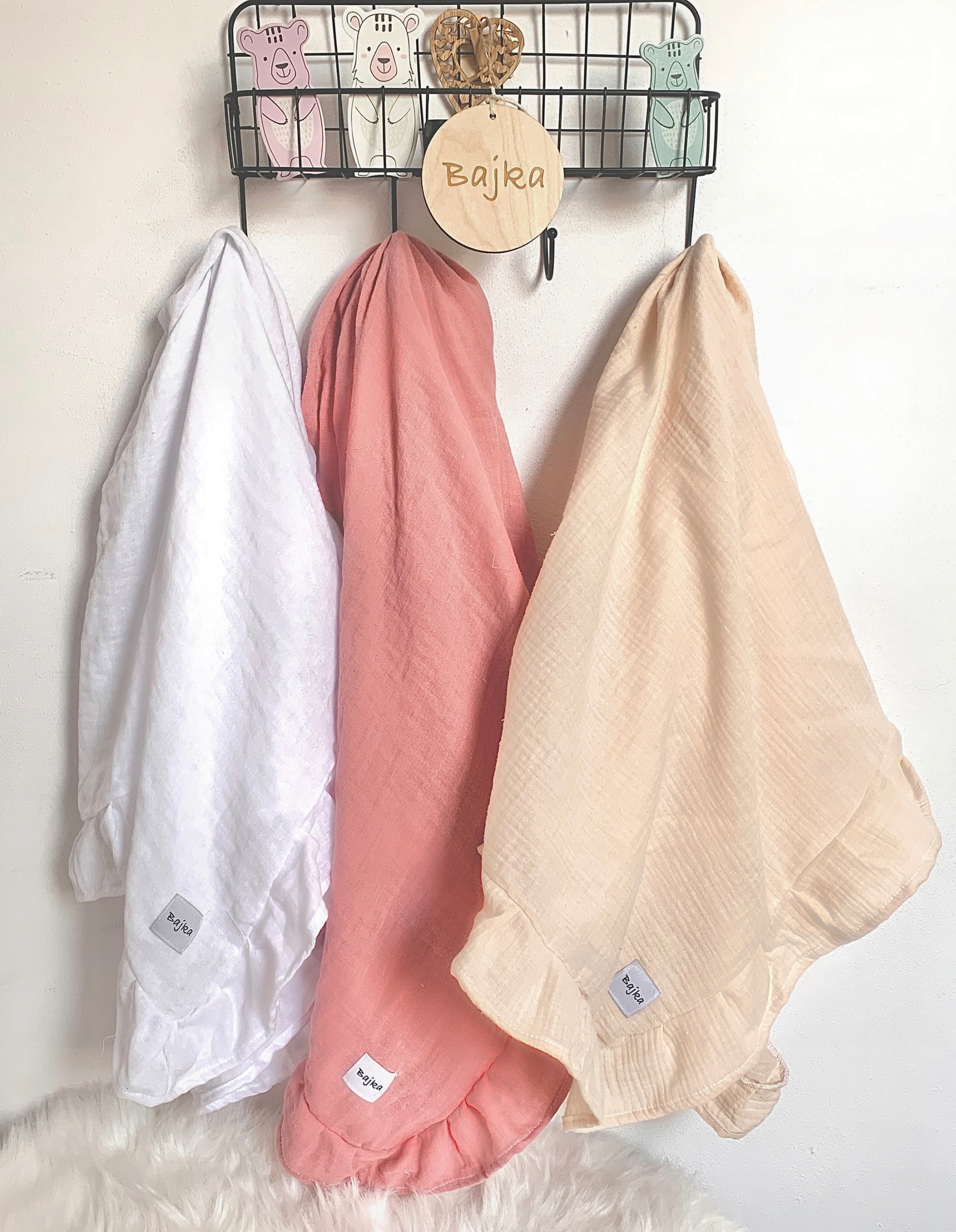 Kocyk otulacz 75x100 cm muślinowy z falbanką Kod producenta 004