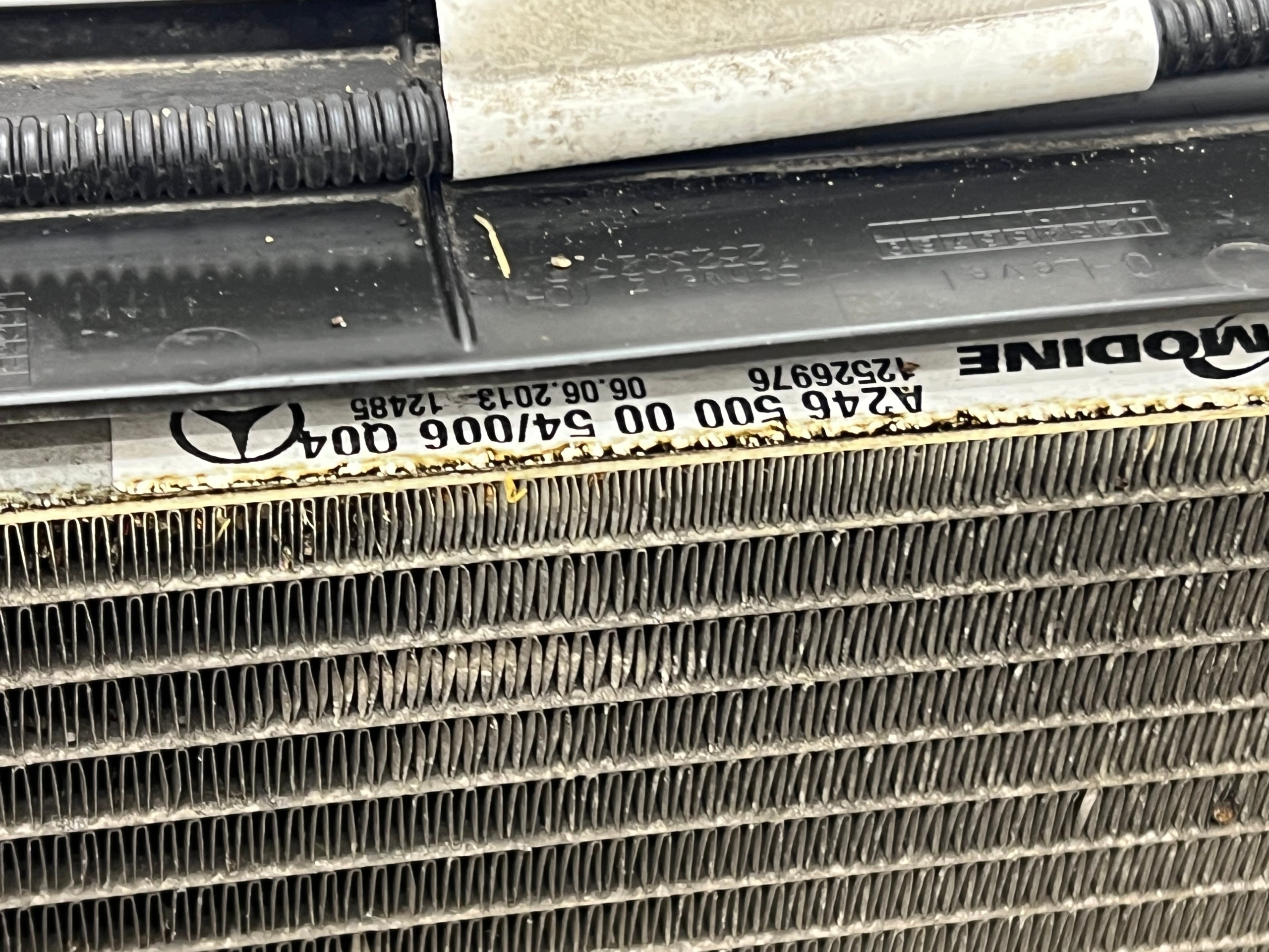 MERCEDES B class W246 1.6 CGI 90KW 122KM front body wall front radiator KOMPLE