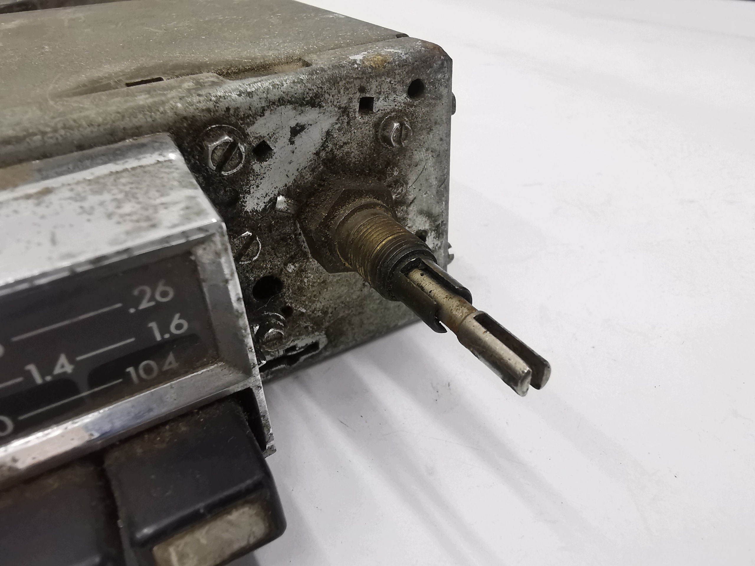 RADIO SAMOCHODOWE AUTOVOX RA176/A