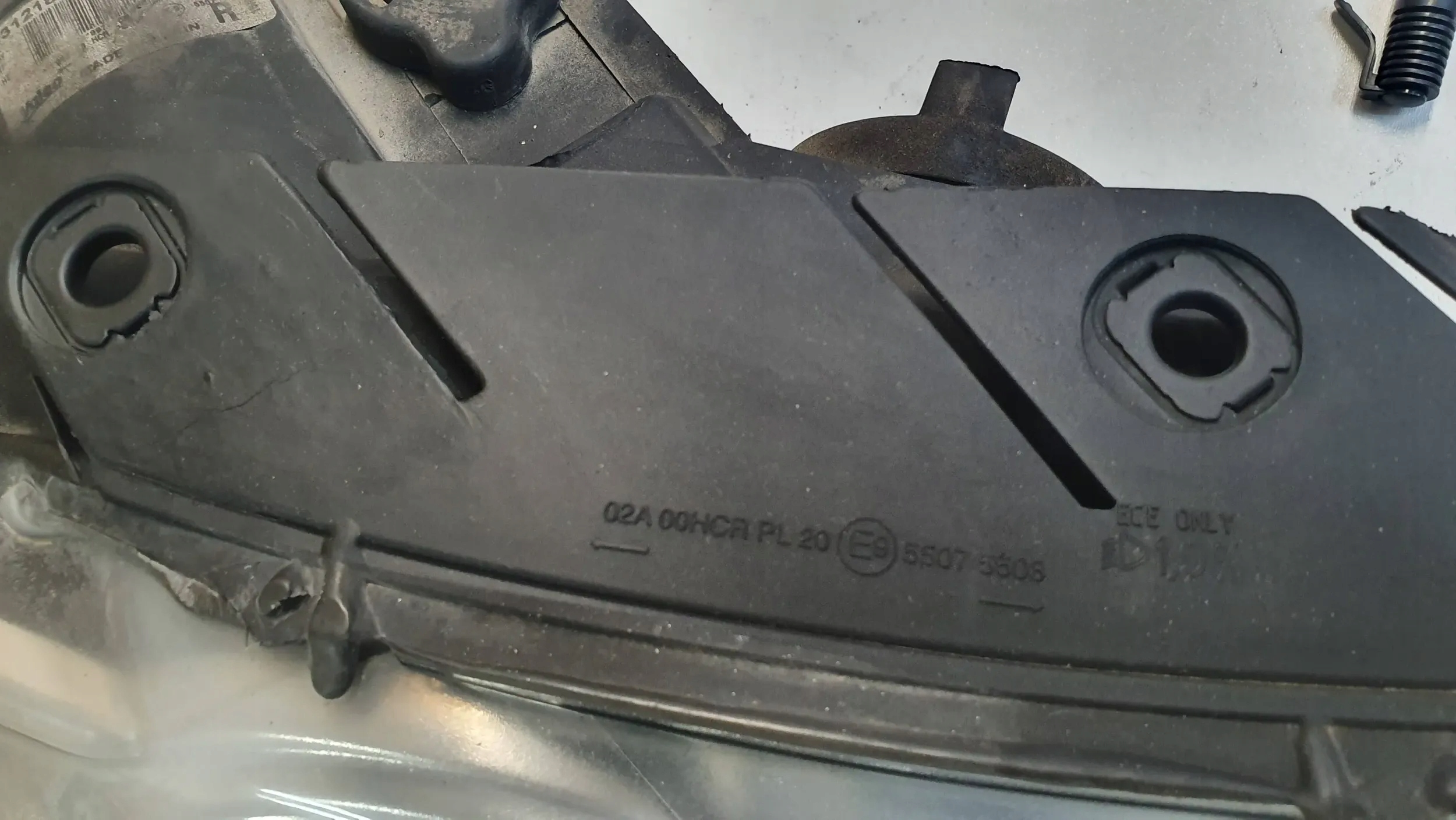 light front right VW PASSAT B6 3C0 03