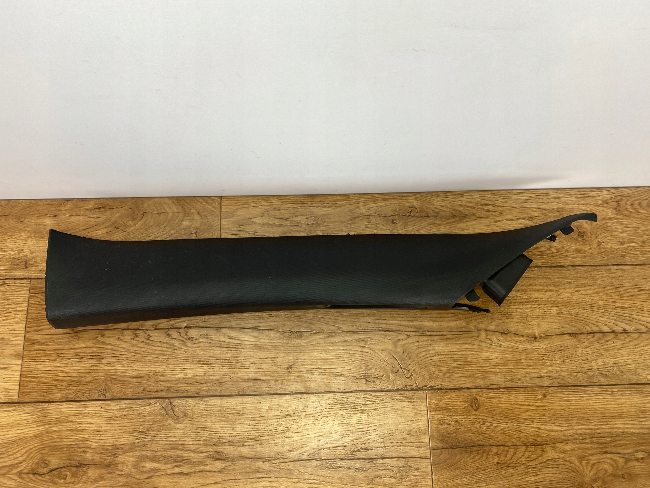 cover Slupka A left front front Ford Explorer MK6 2020+ USA