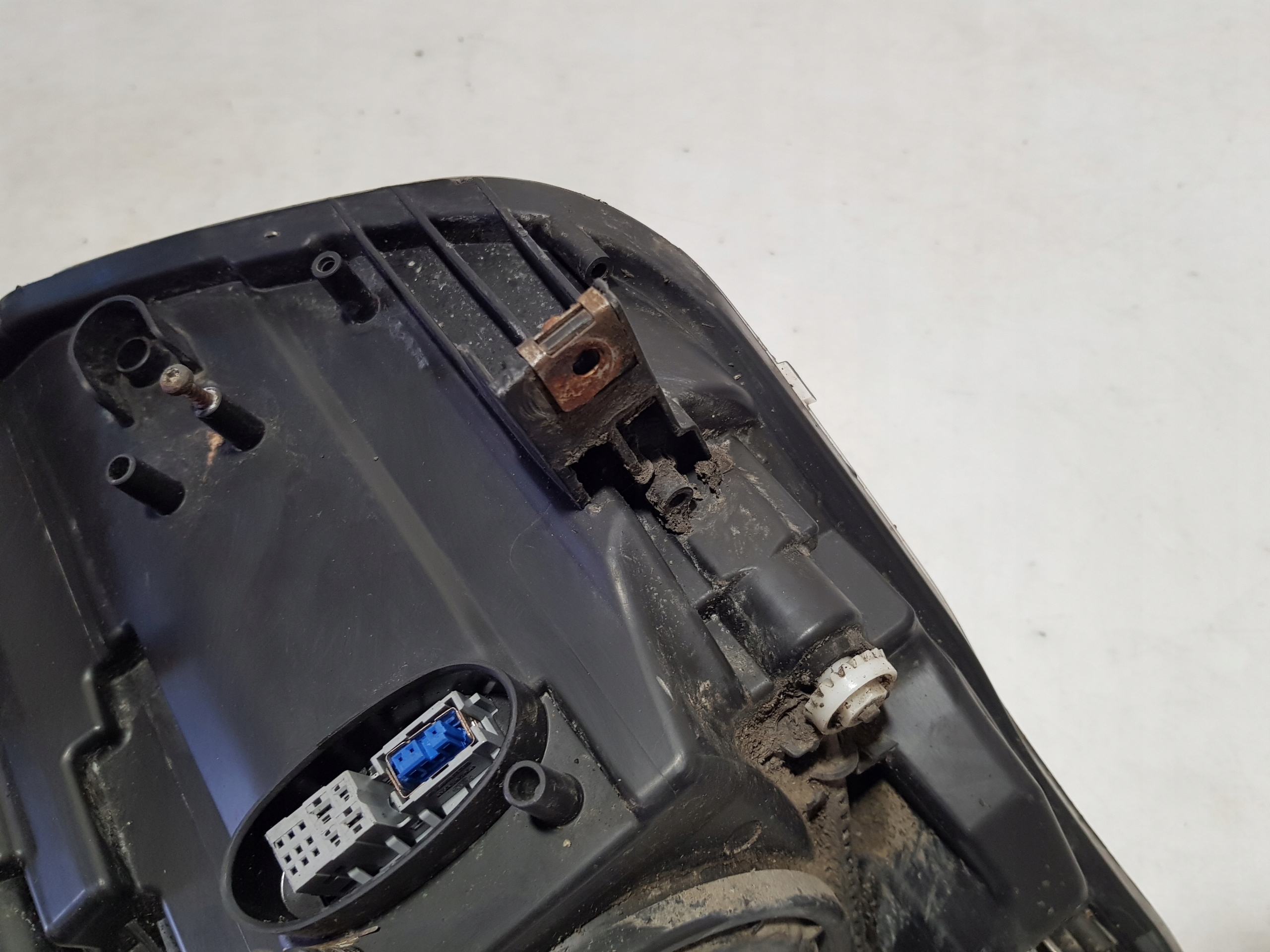 light XENON XENON left front MERCEDES W207 C207