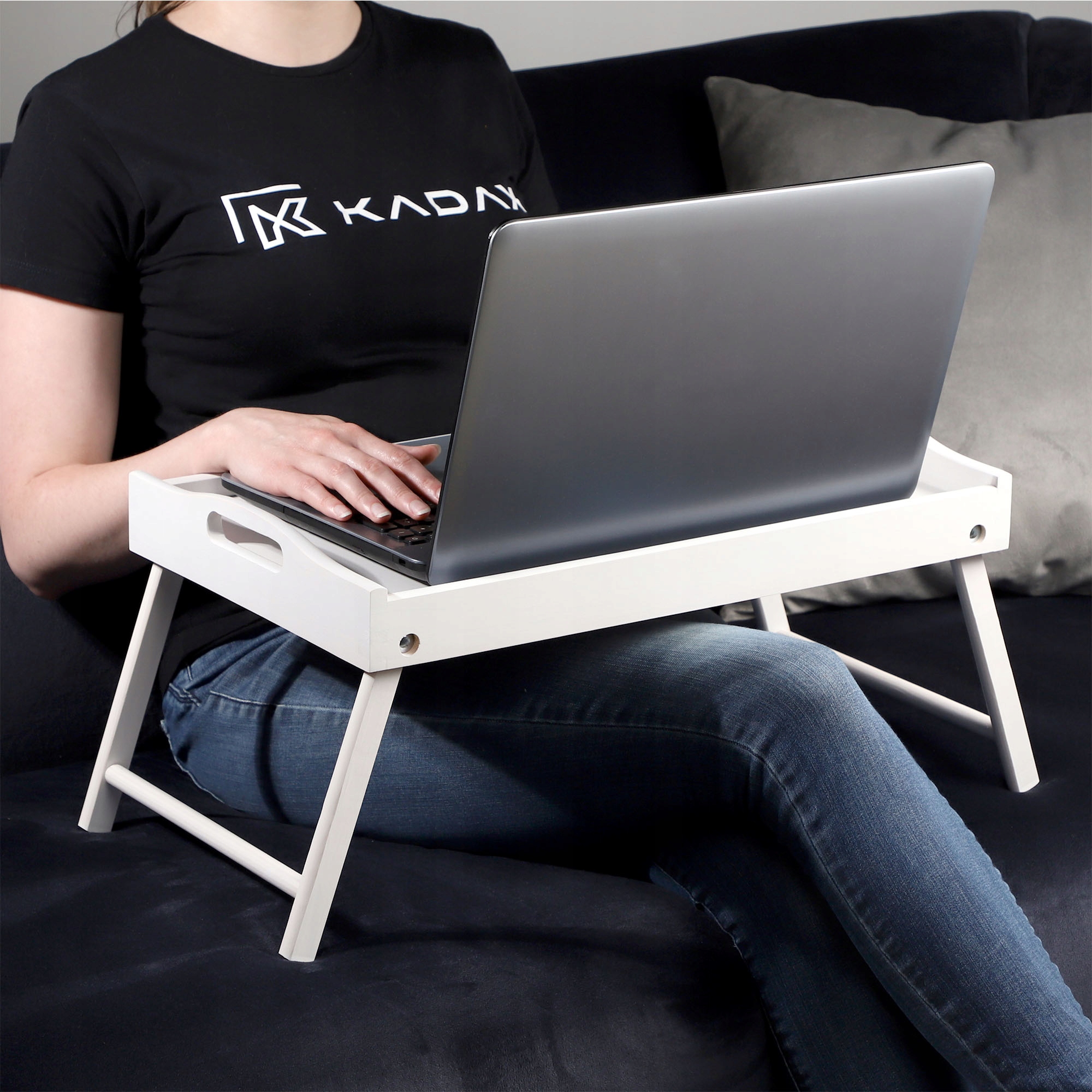 STOLIK ŚNIADANIOWY POD LAPTOP DO ŁÓŻKA TACKA TACA ŚNIADANIOWA BIAŁA Informacje dodatkowe z uchwytem