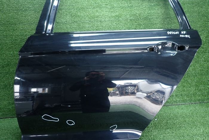 VW PASSAT B8 KOMBI ajtó bal hátsó hátsó