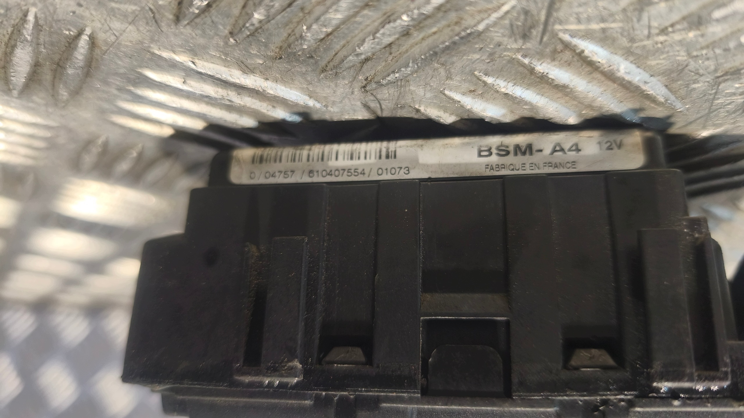 fuse box CITROEN C5 2.0B S110500002E
