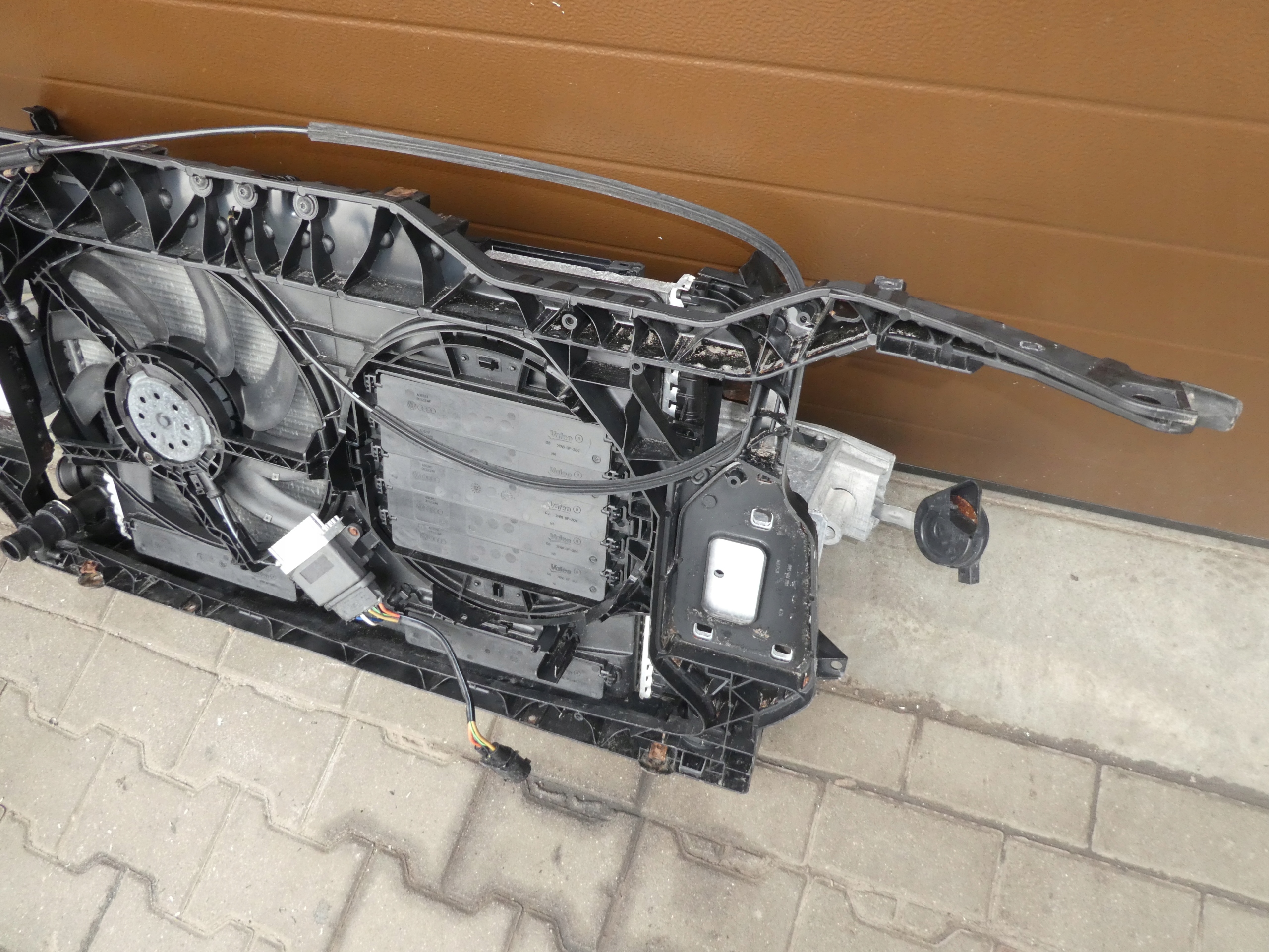 support panel for radiators of radiators AUDI A4 B8 8K A5 8T TDI