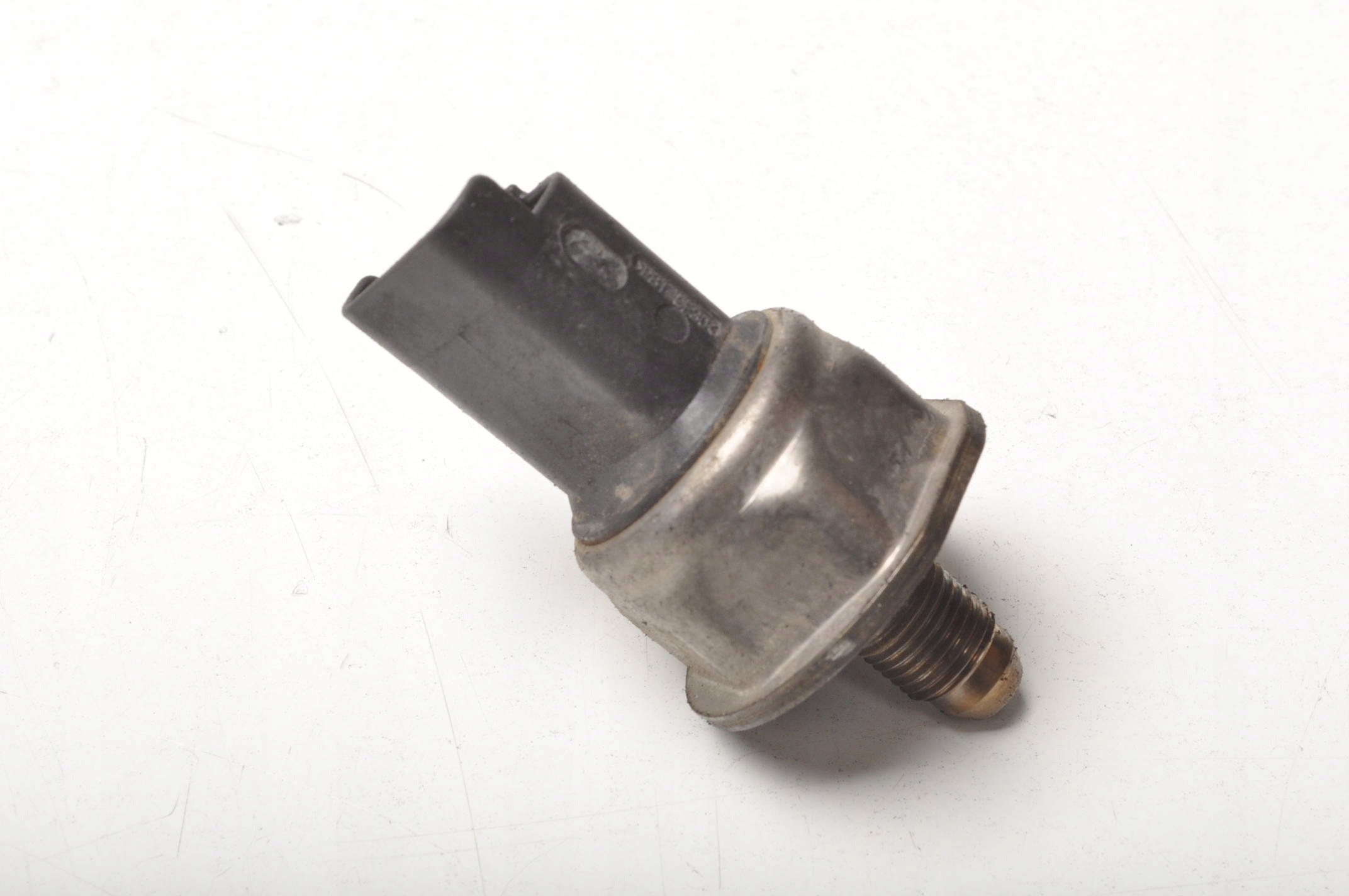 датчик давления топлива пежо 308