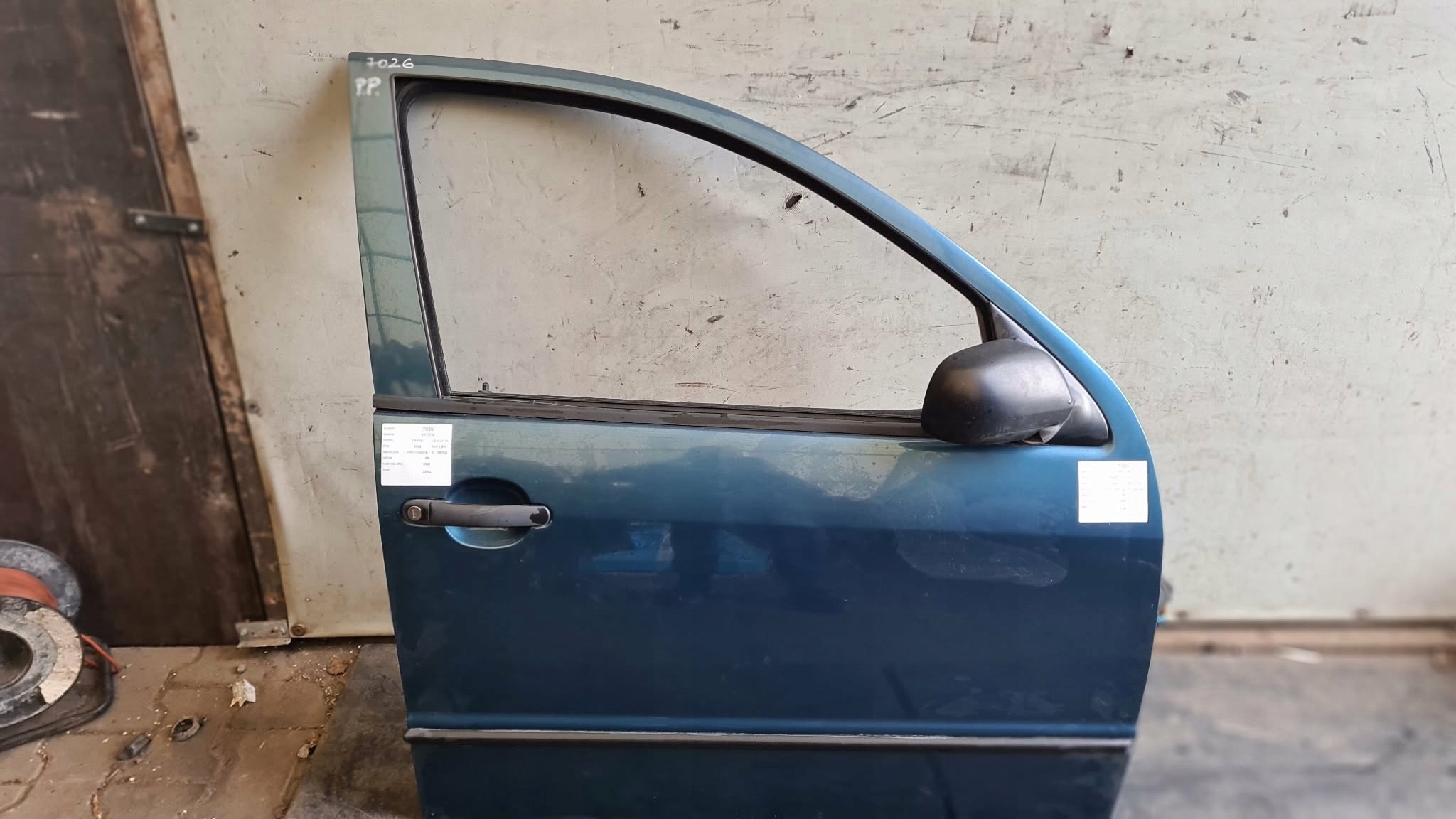 SKODA FABIA a dveře předek pravé LAK.9901
