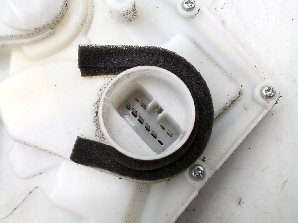 Suzuki Swift lV 4 lock right front front 7 PIN EU