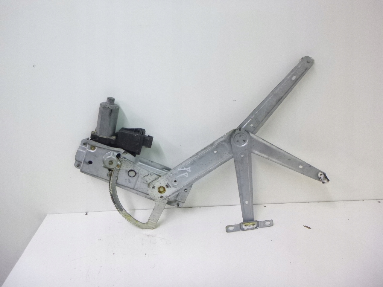 Mécanisme Vitre Avant Droite Opel Tigra 98r.