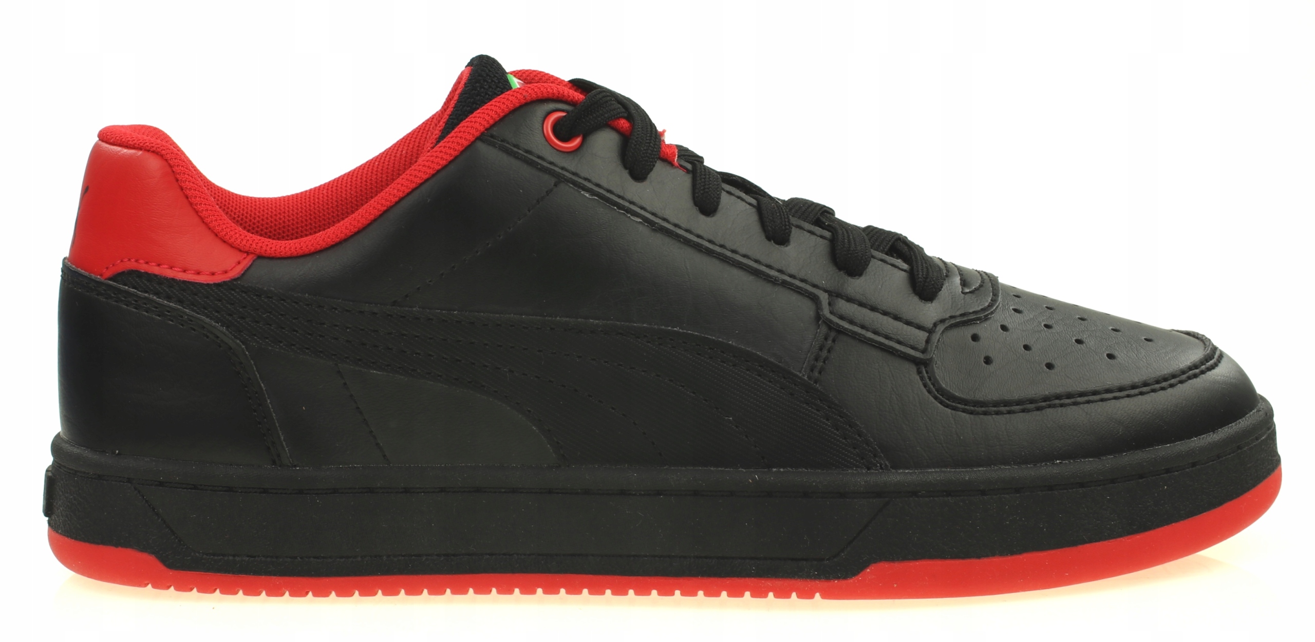 Puma Ferrari Caven 2.0 vel: 40 25,5 cm 308159 01