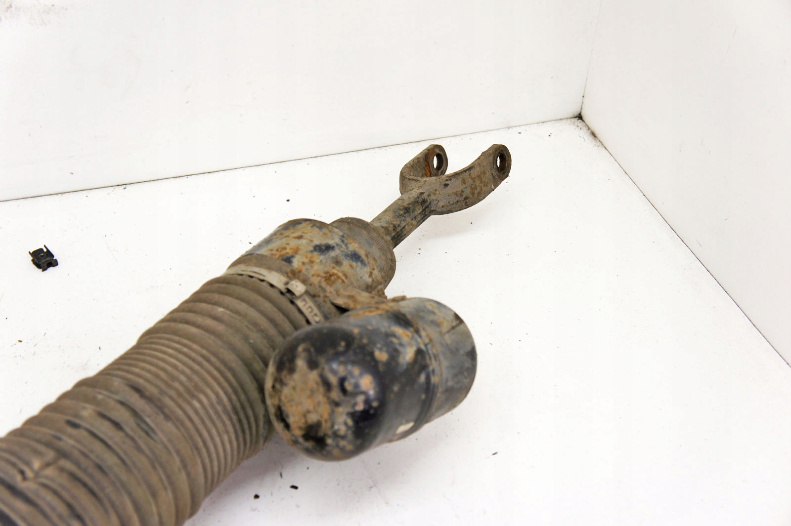 KG079 VW Phaeton 3 2i Amortyzator Prawy Przod Part number 3D0616040N