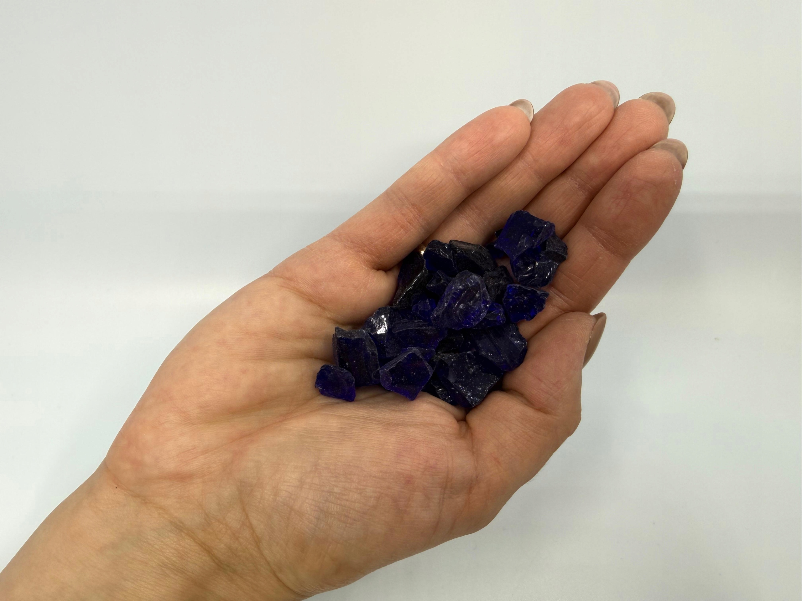 Grys skleněný kobaltový odstín 6-10 mm dekorace interiéru a zahrady 5 kg