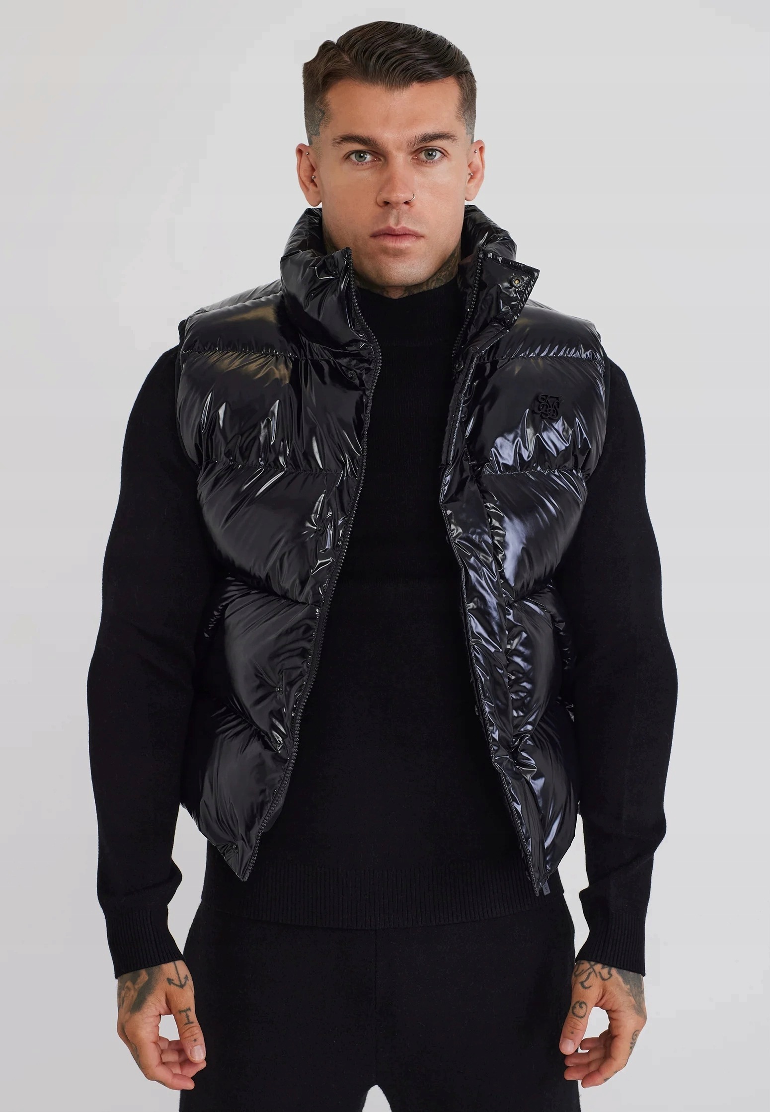 Siksilk Pánská černá lesklá vesta SS-29719 High Shine Gilet velikost S
