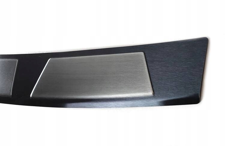 Zderzak 4 TRAPEZ Jaguar XF Sportbrake X260 Kombi 5 2015- - Satin Black&Whit Producent Croni