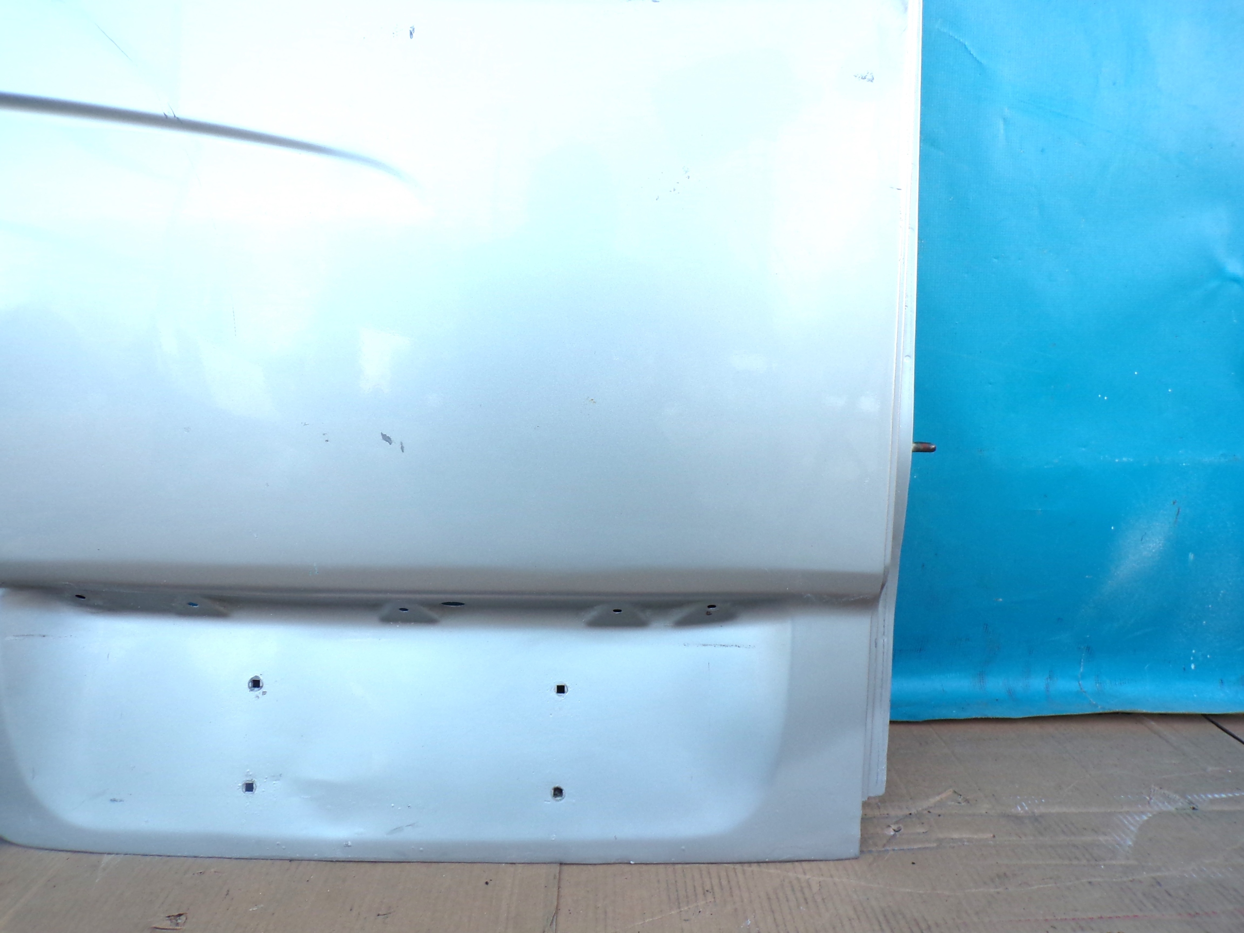 Sprinter 906 VW Crafter 2006- Tür heck links hinten links silberne 199 cm