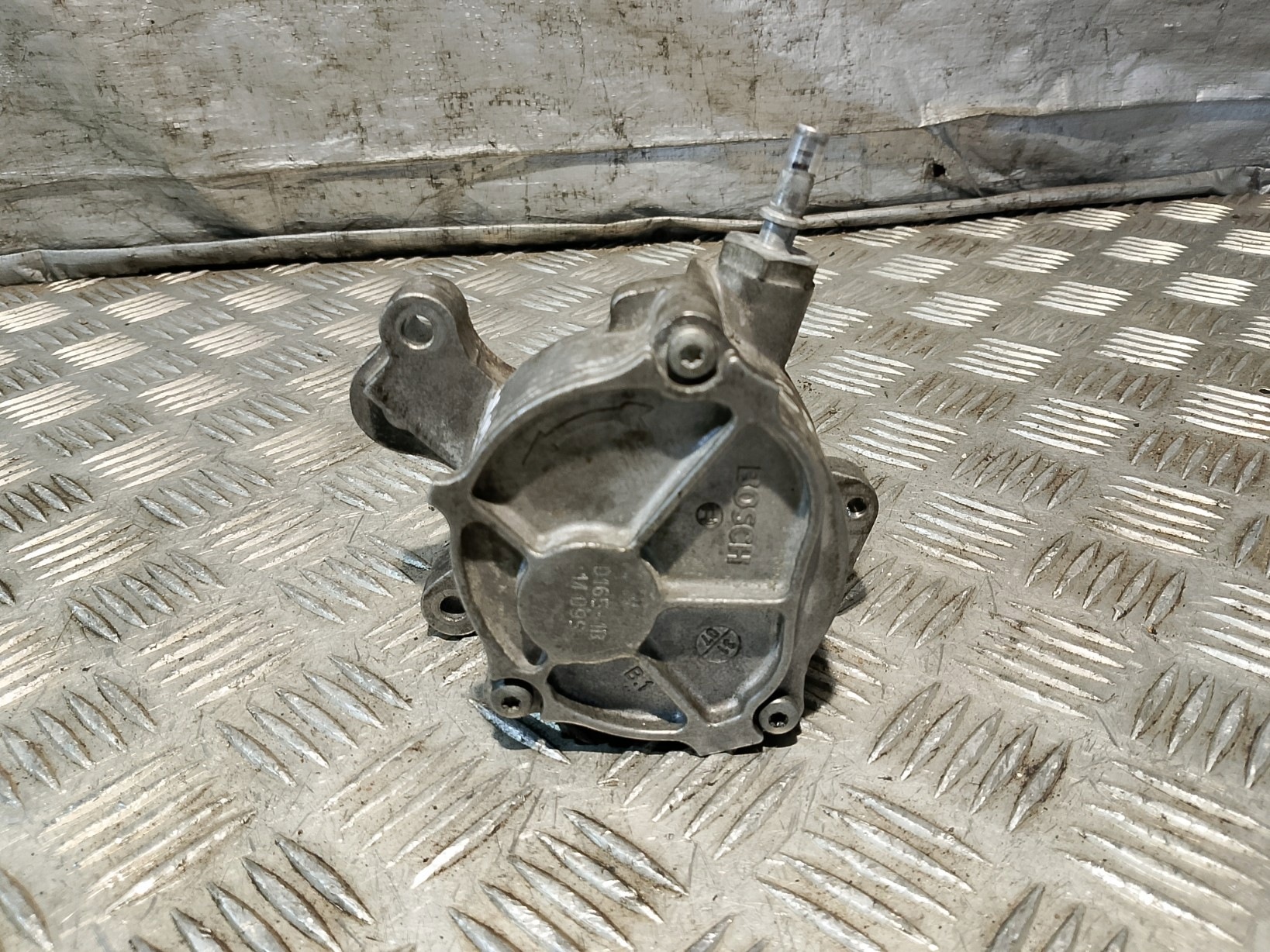 Pompa VACUM WAKUM FORD MONDEO MK4 2.0 TDCI D165-1B