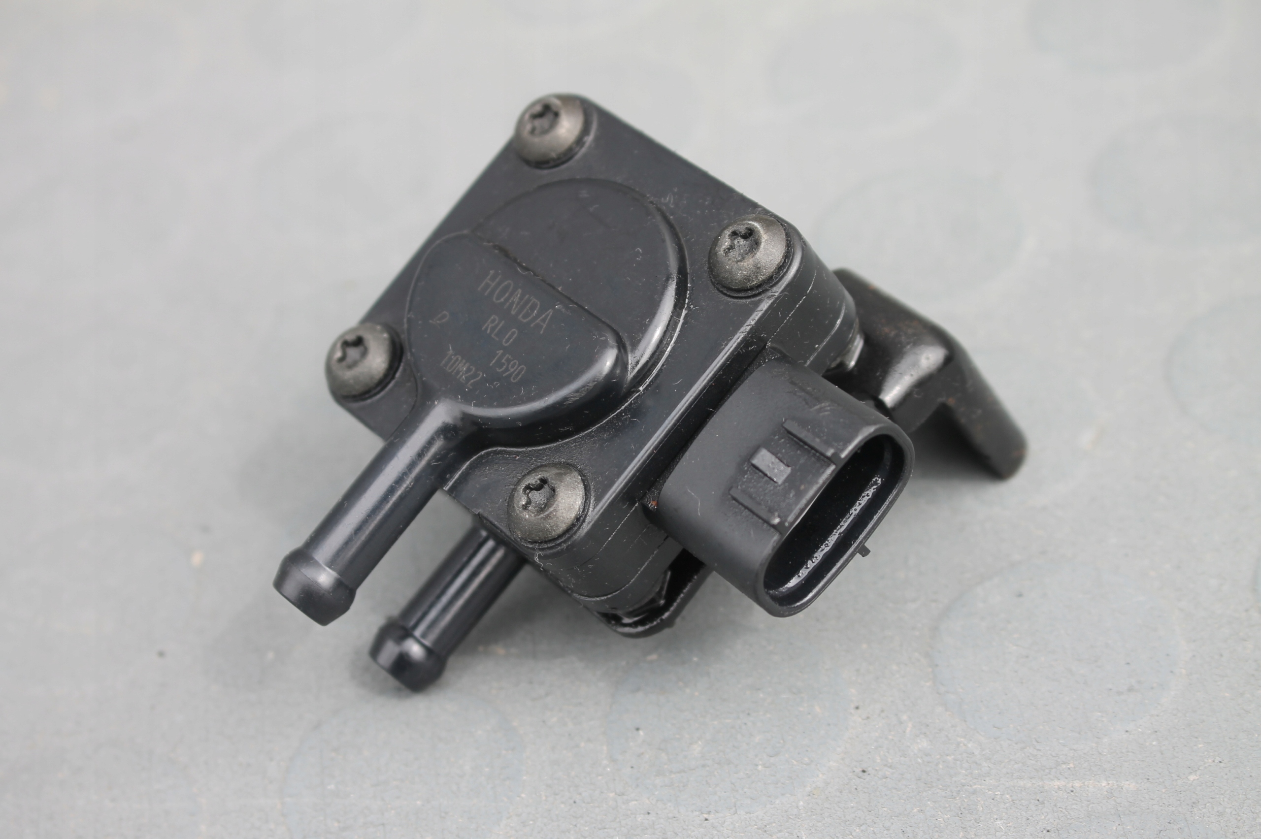 RL0-1590-10M22 - ДАТЧИК ТИСКУ ВИХЛОПНИХ ГАЗІВ ACCORD VIII 2.2 І-DTEC