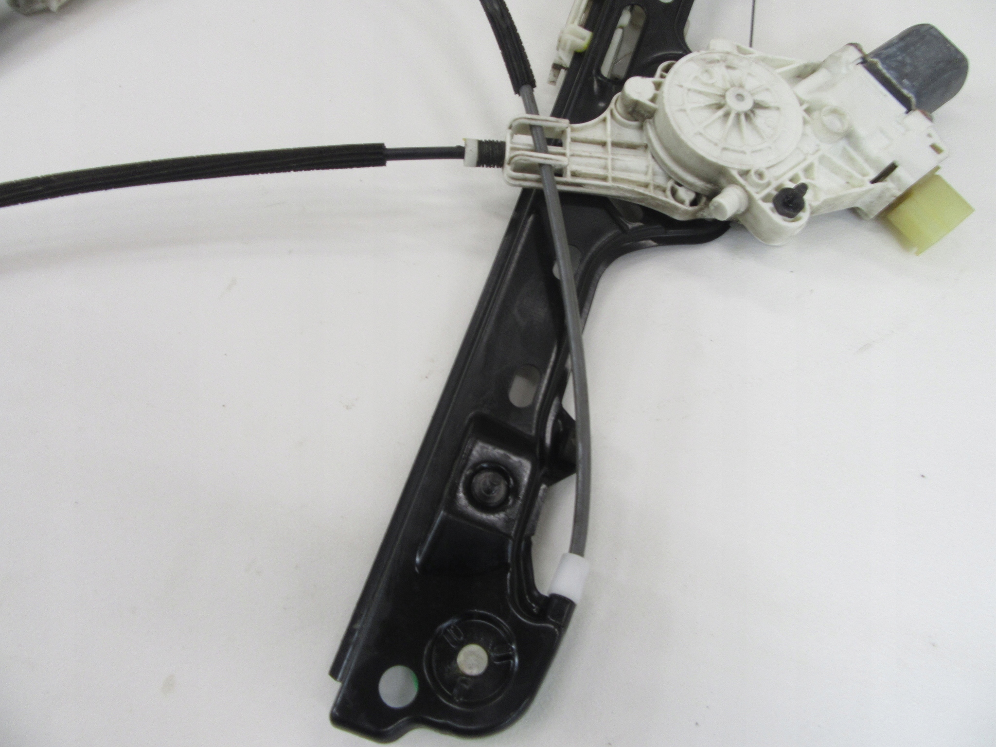 window regulator mechanism right front BMW e87