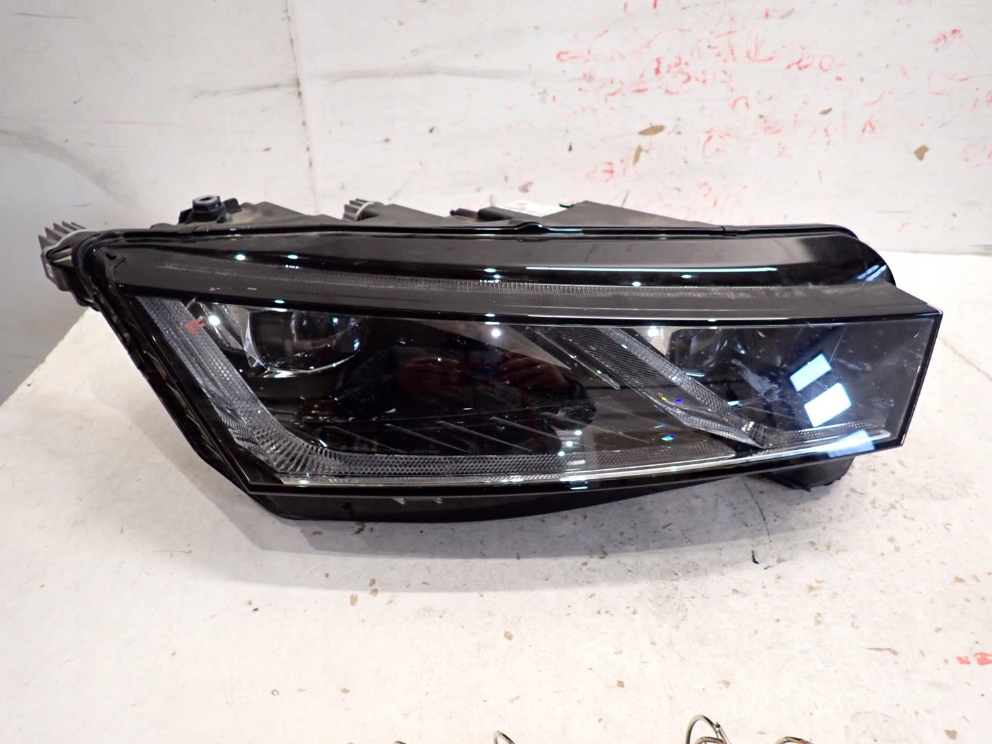 light front front right SKODA OCTAVIA IV 2020- FULL LED 5E4941016A