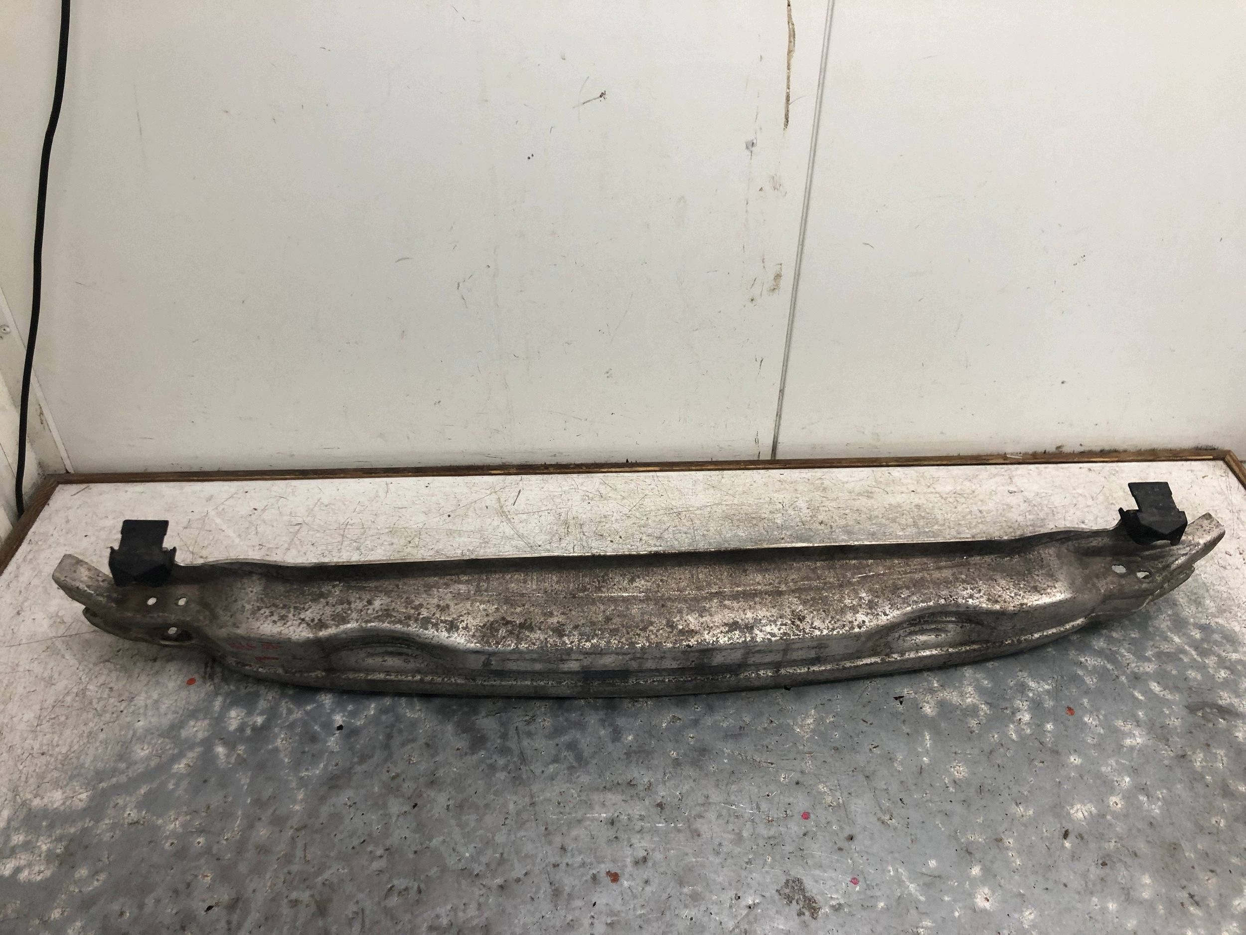 bumper support front AUDI A6 C6 KOMBI 4F0807111