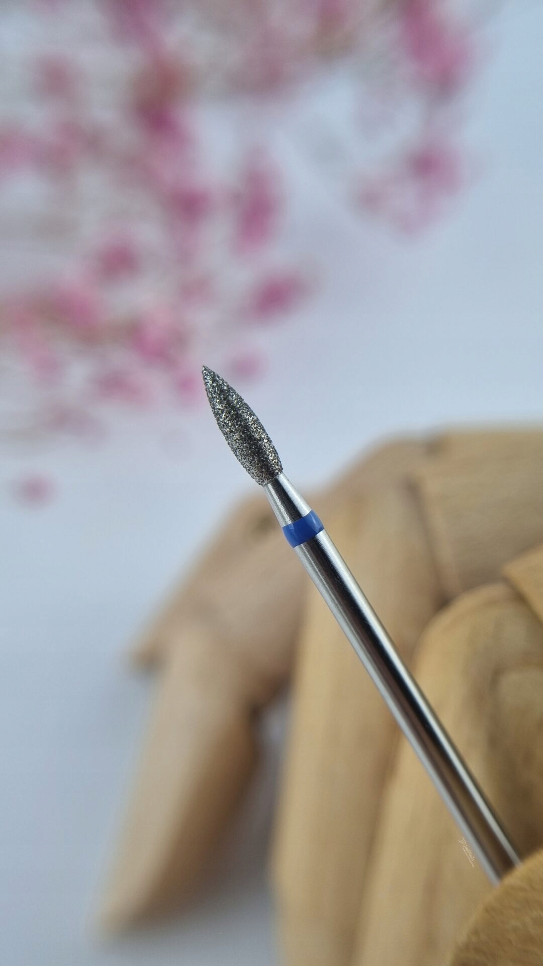 FREZY DO PAZNOKCI MANICURE SKÓREK HYBRYD PŁOMIEŃ GRUBY ŁEZKA GOODMANI Marka inna marka