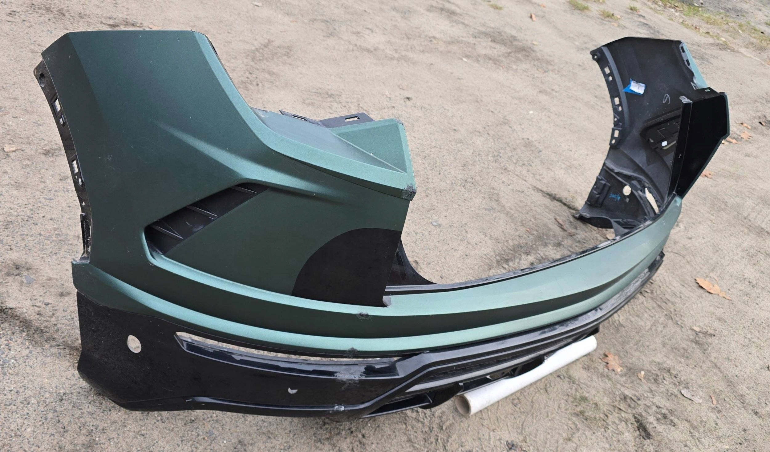 Lamborghini Urus heck Stoßstange hinten
