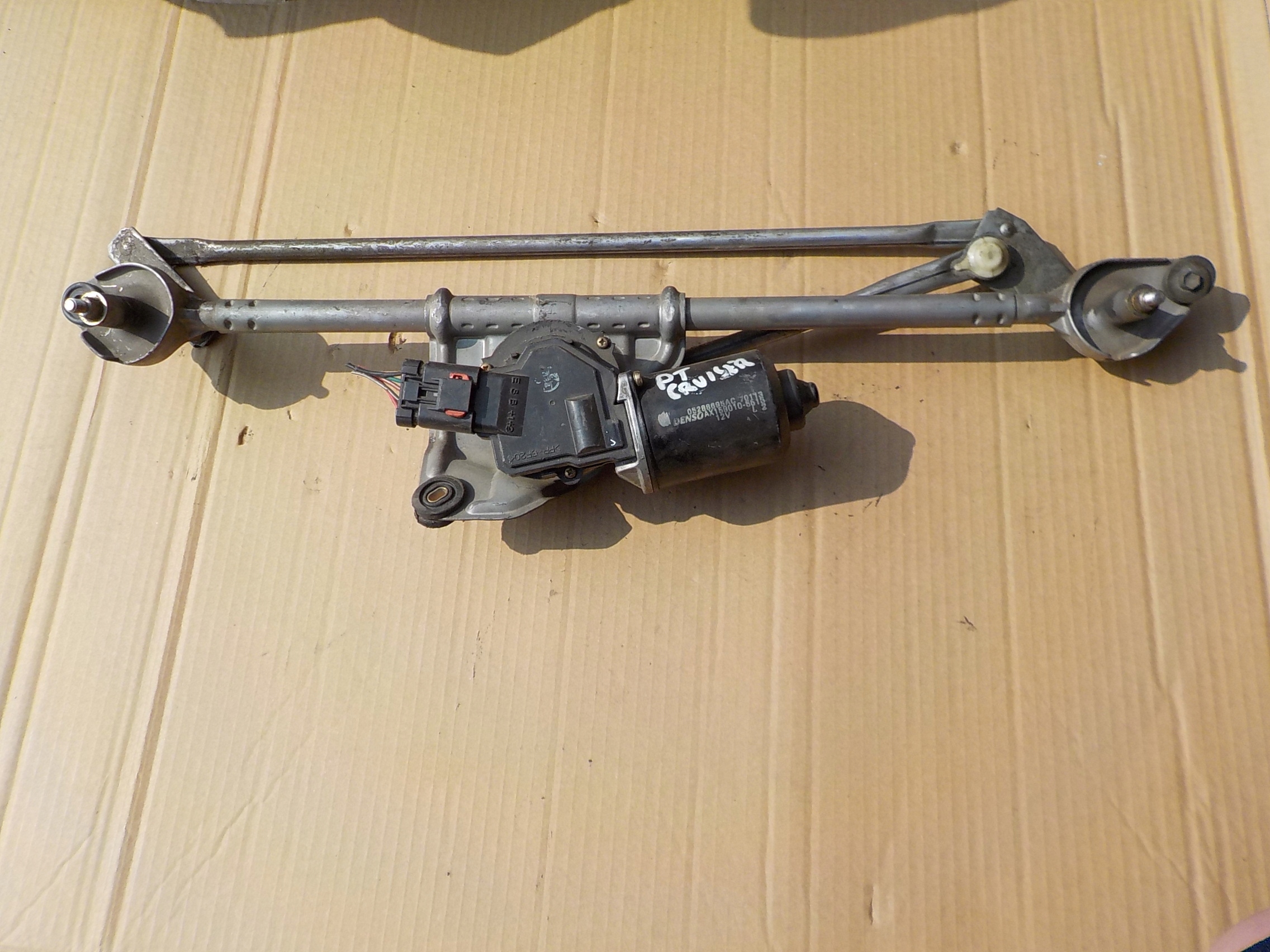 wiper mechanism front chrysler pt cruiser EUROPA