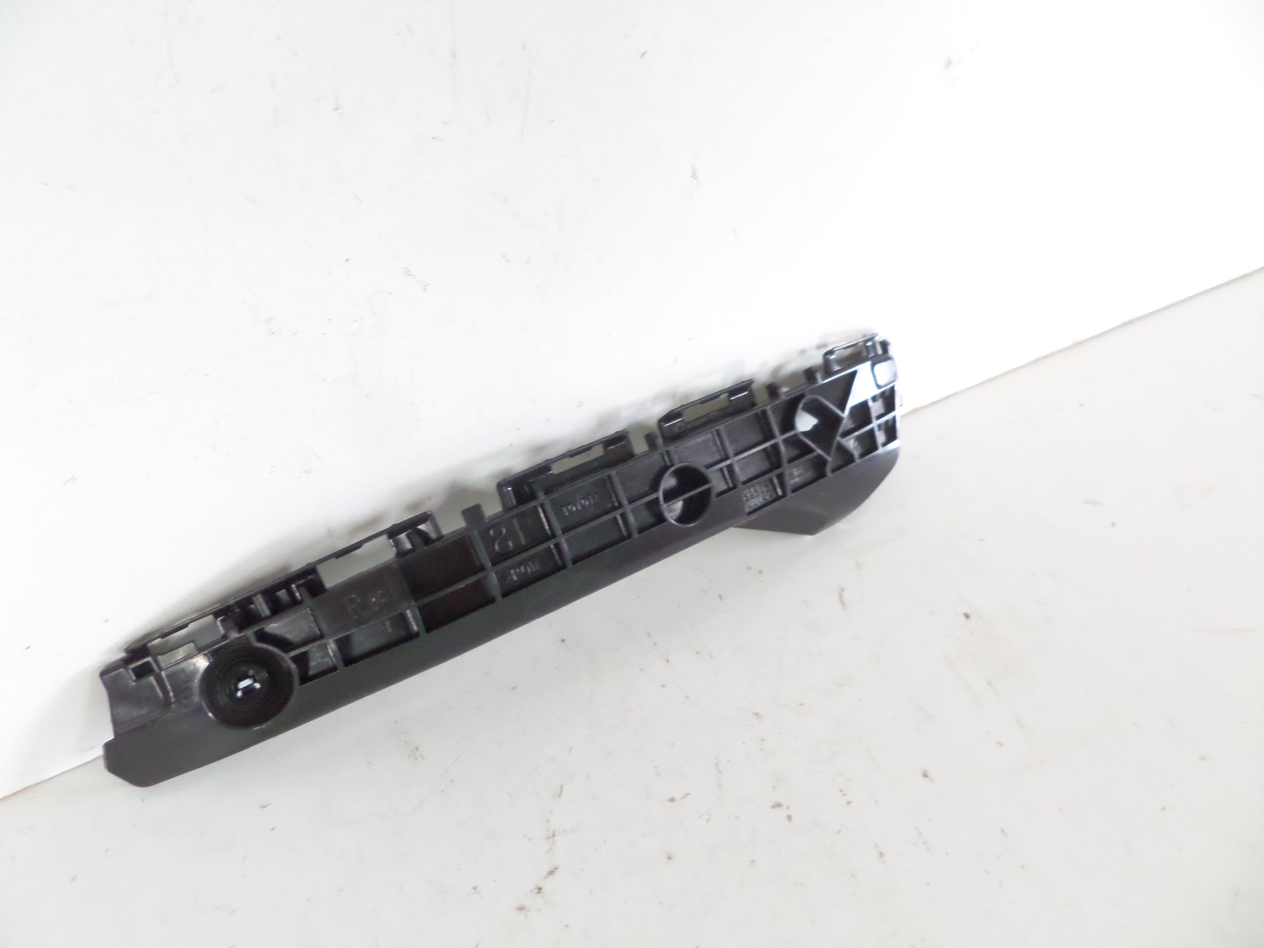 SUPPORT SUPPORT PLAQUE ARRIÈRE DROITE TOYOTA YARIS III 11-14