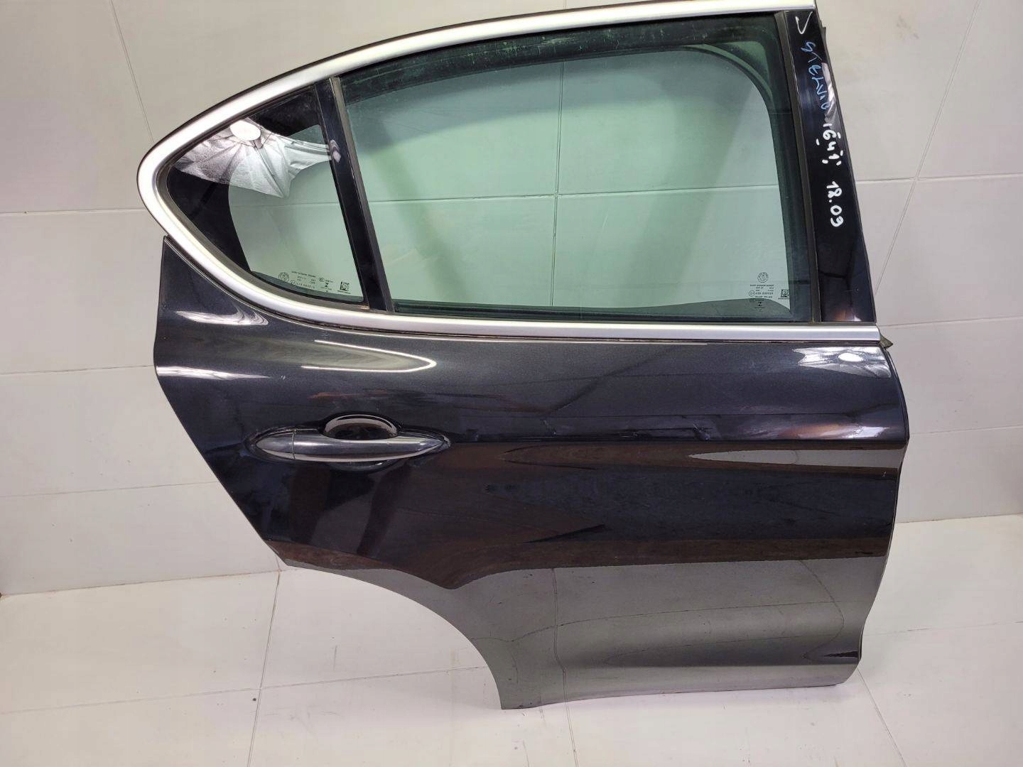 door rear part right side Alfa Romeo Stelvio 2017