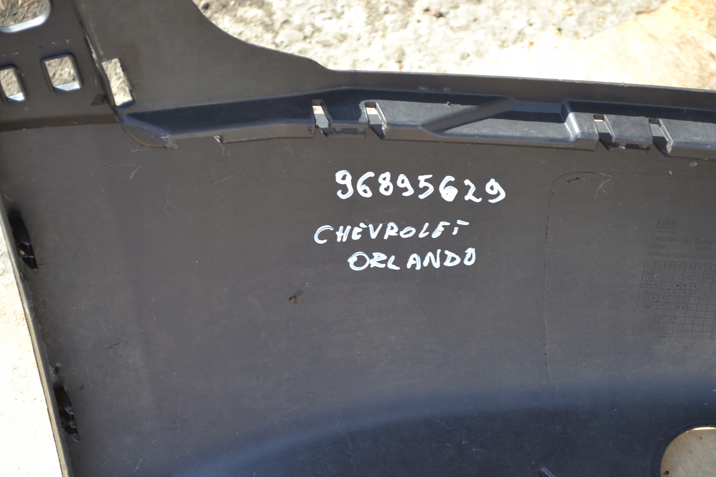Chevrolet Orlando OE PDC 96895629 Stoßstange heck