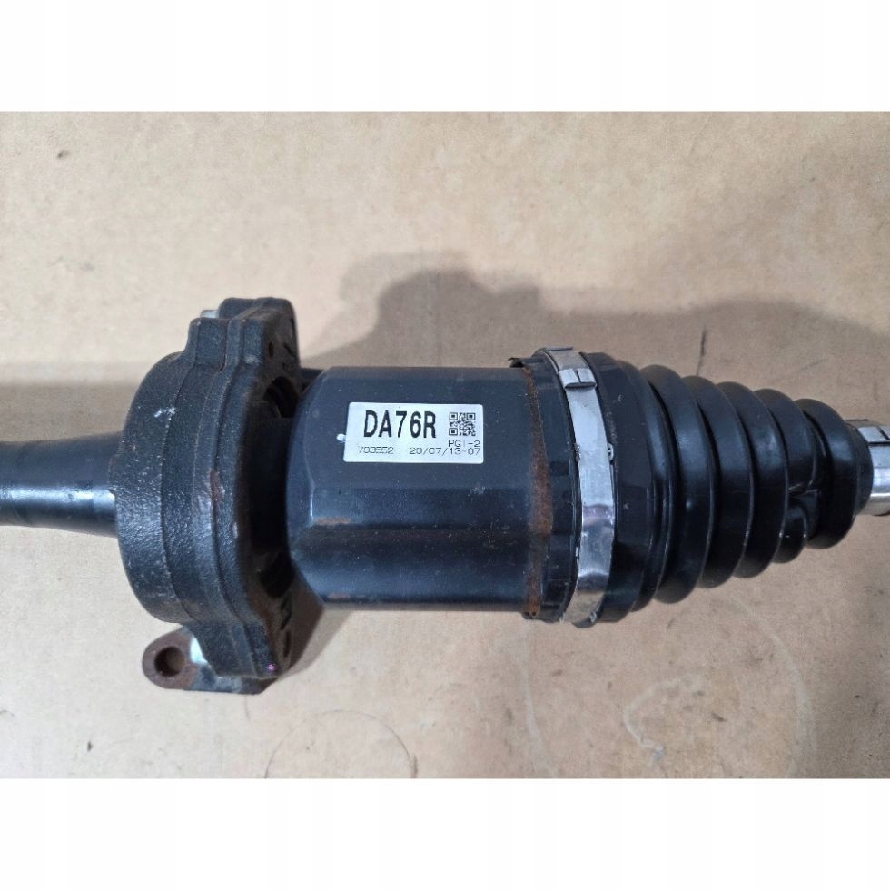 Toyota RAV 4 2,5H XA50 semi-axis front right DA76R (P828)
