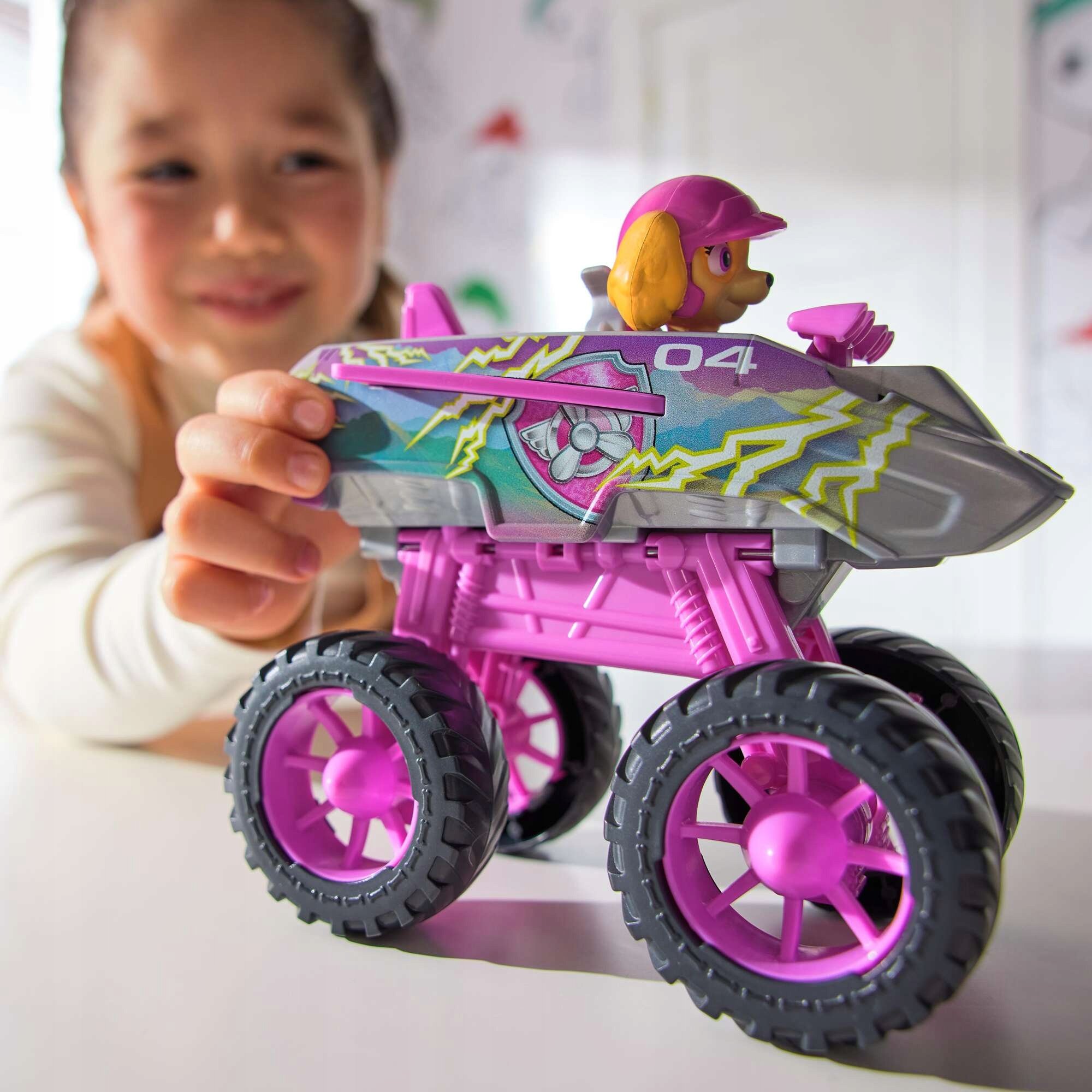 PSI PATROL SKYE RESCUE WHEELS POJAZD ODRZUTOWIEC + FIGURKA Marka Spin Master