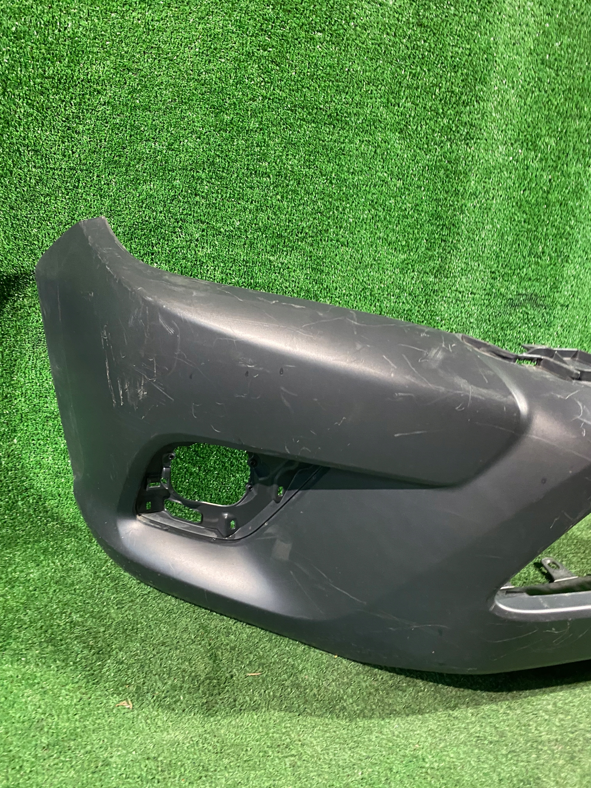 front bumper front TOYOTA HILUX 15- VIII