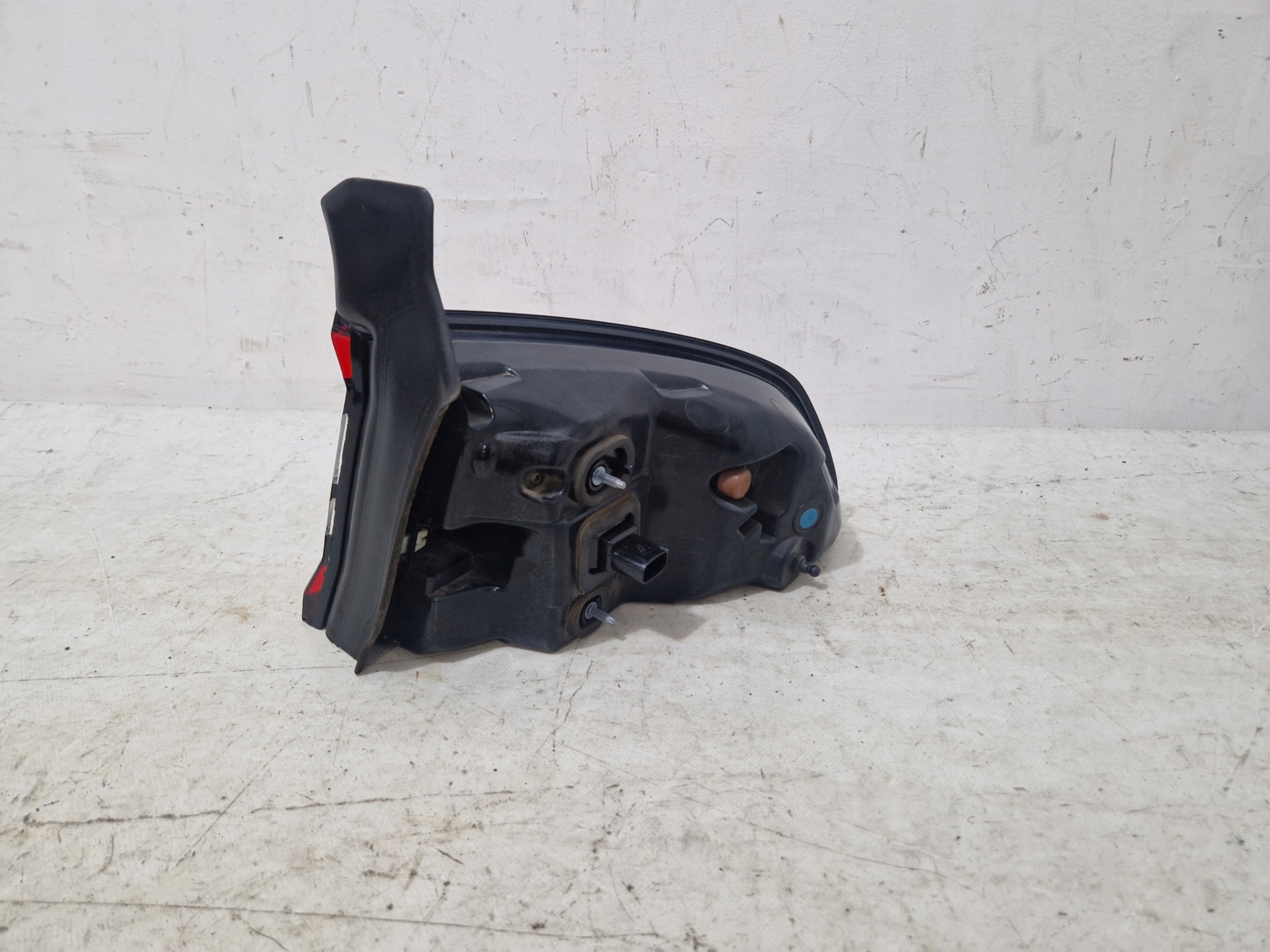DODGE CHARGER 2019- light left rear part rear 68213145AD