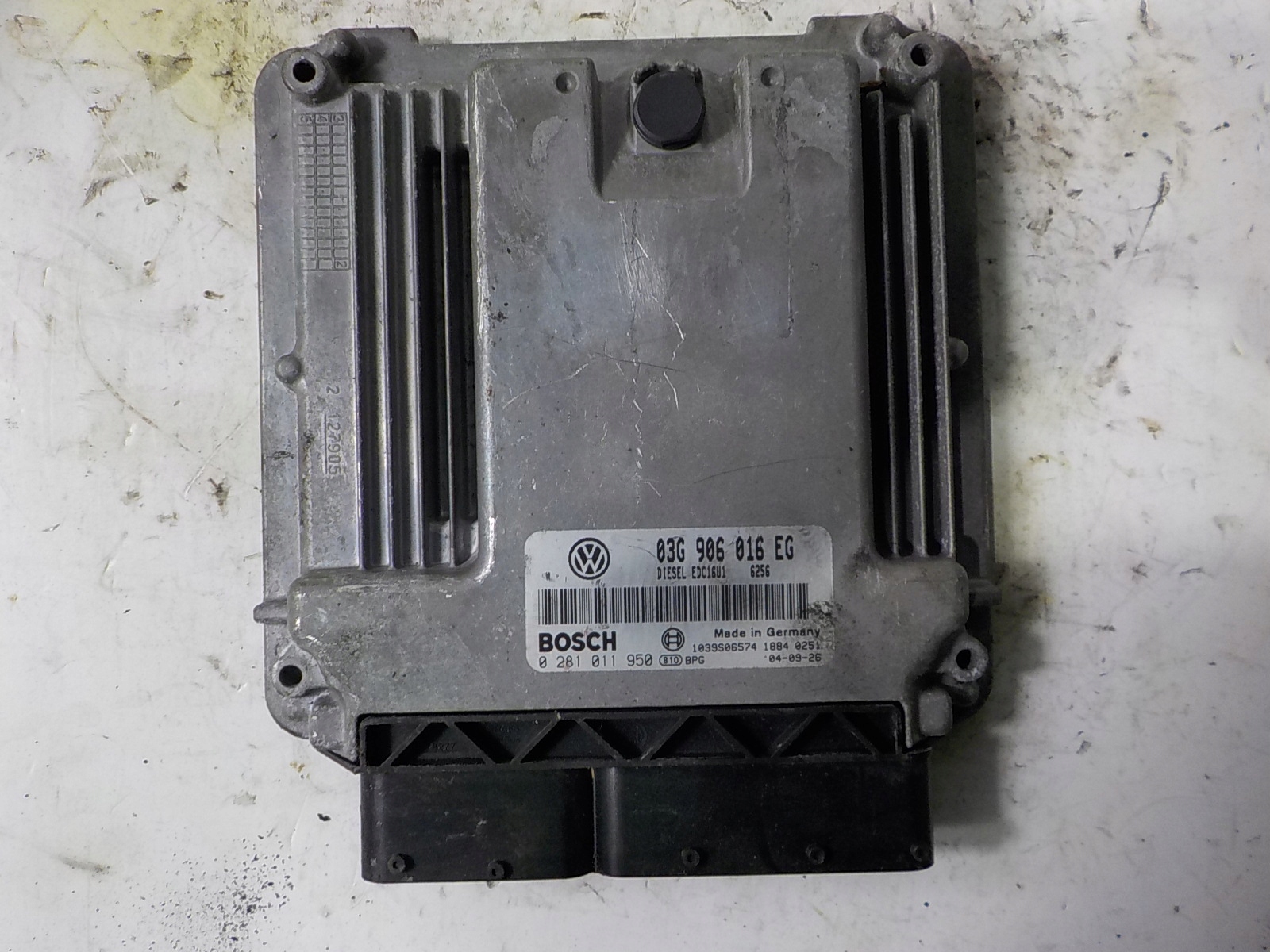 VW computer Centralina 03G906016EG 0281011950