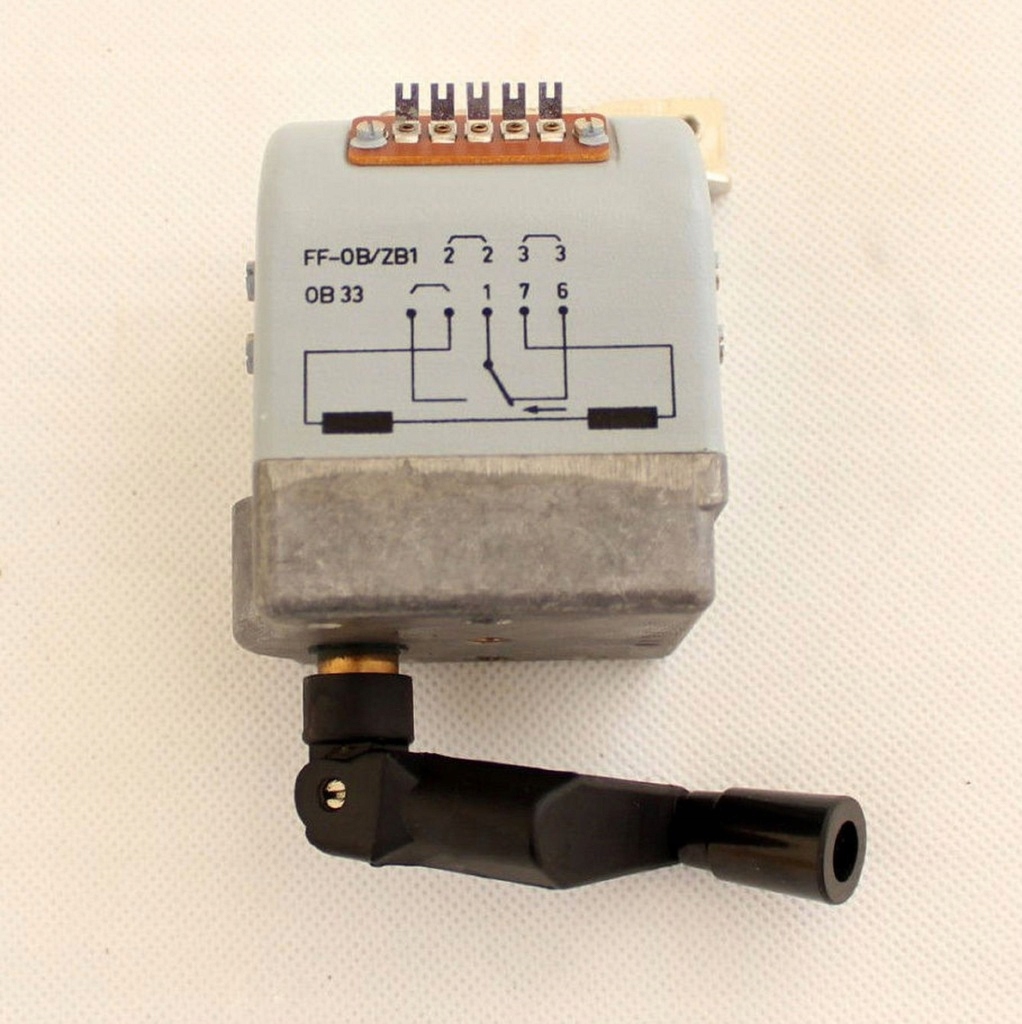 Ręczny generator niemieckiej armii FF-OB/ZB1 SKU67