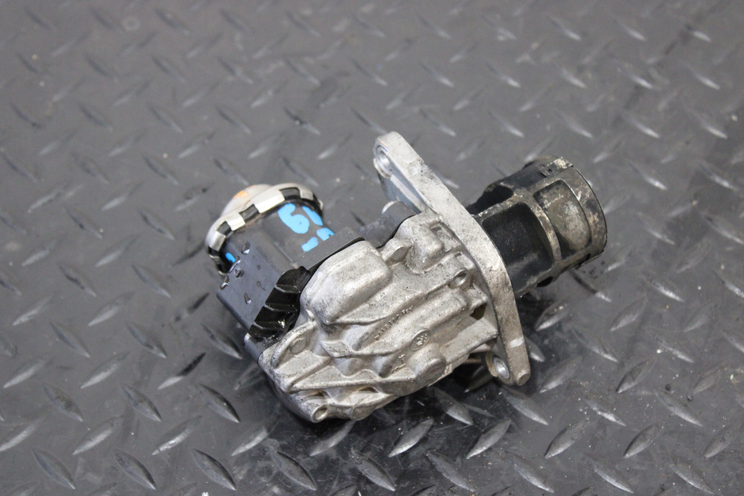 EGR valve OPEL INSIGNIA B 55507819