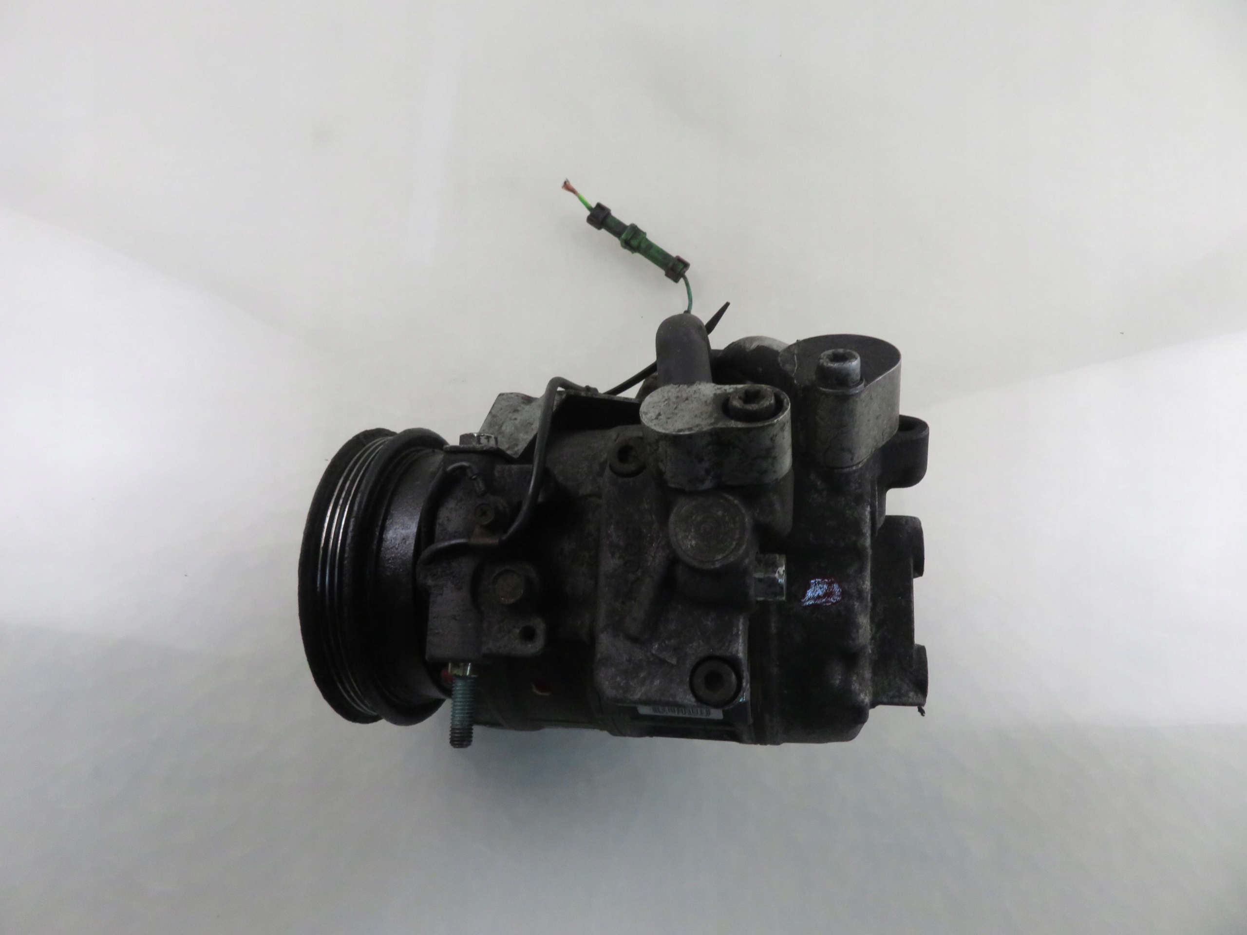 Компрессор кондиционера 4472208180 Audi - vw