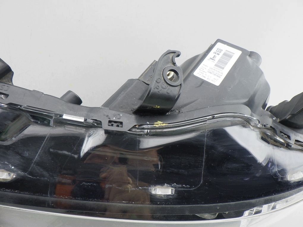 TOYOTA AURIS II LIFT 15- FULL LED light left front