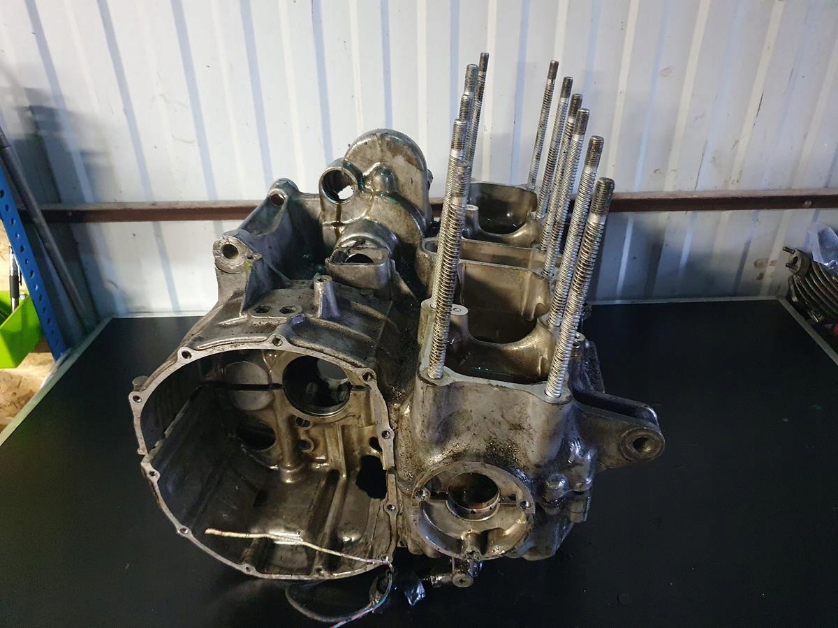 HONDA35874512253655686 - МОТОЦИКЛ HONDA CBR1000F КАРТЕРЫ ДВИГАТЕЛЯ ИСПРАВНЫЙ