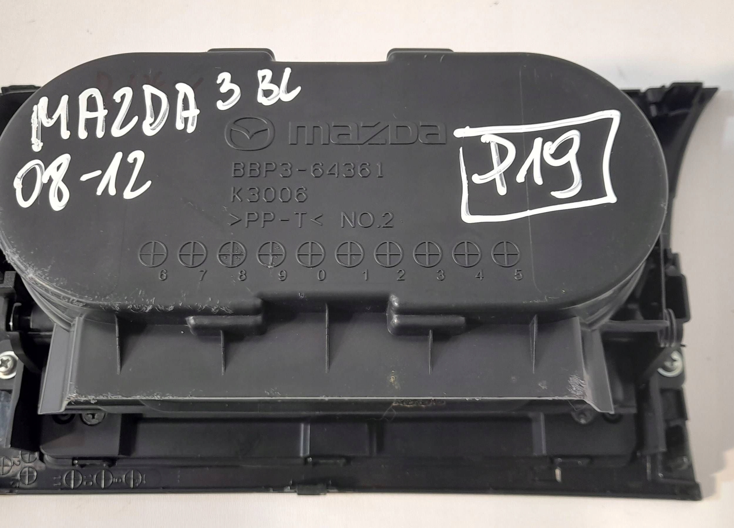Mazda 3 BL bracket for kubek BBP364361 (P19)