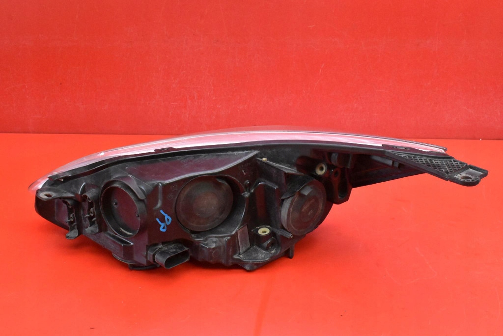 REFLEKTOR right light front EU BM51-13W029-A FORD FOCUS MK3 11-15