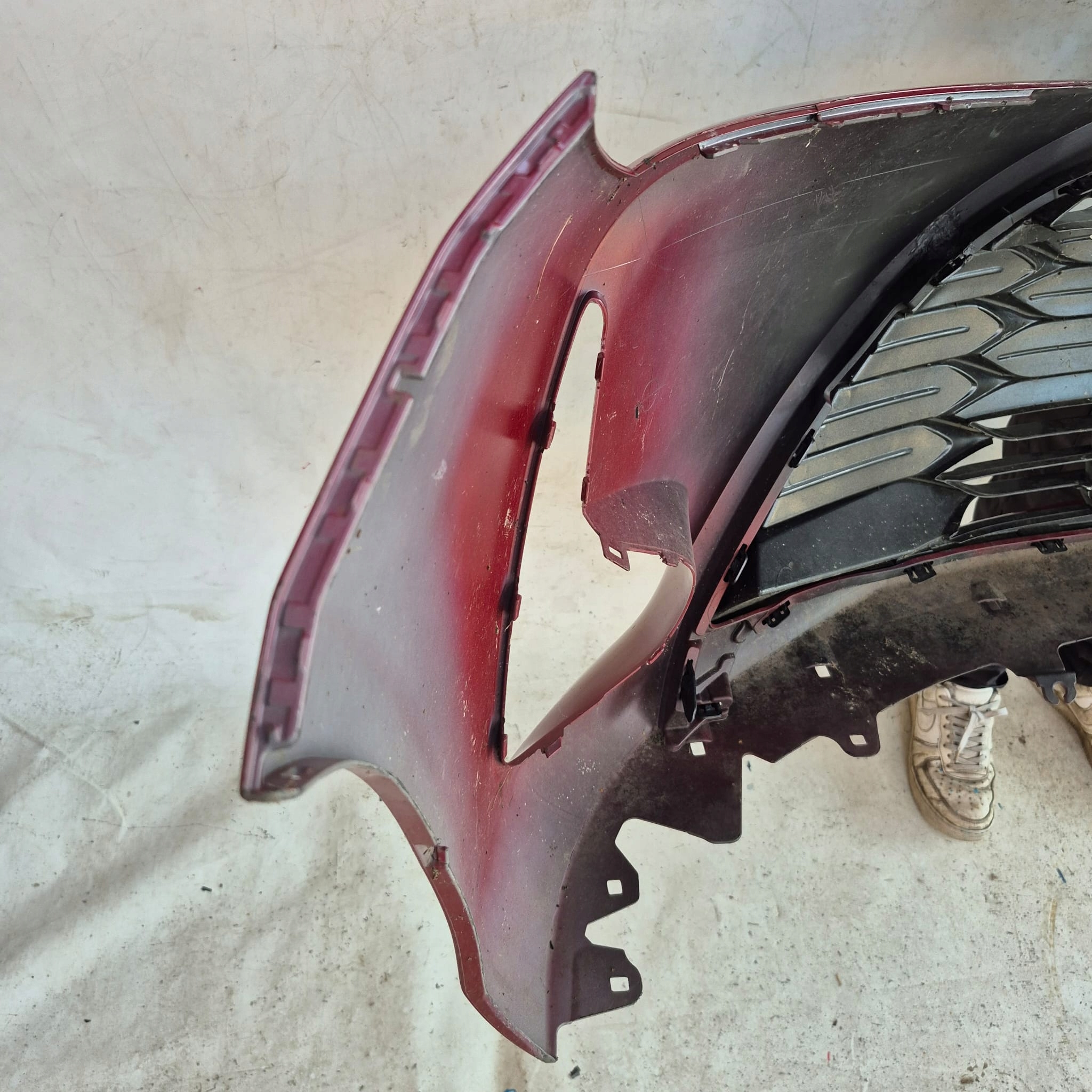 TOYOTA YARIS III LIFT 17-20 bumper front front