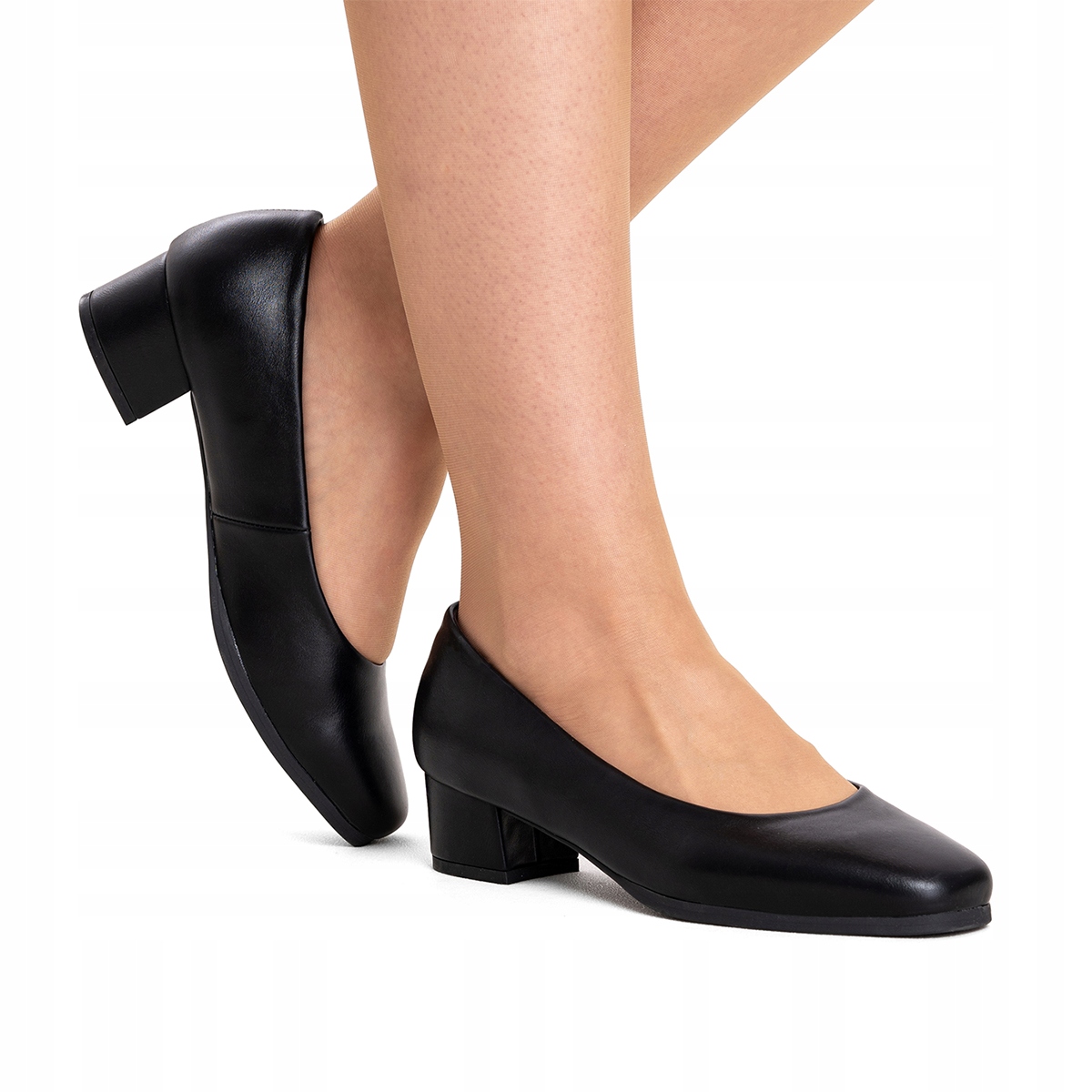 Klasické pohodlné polobotky na podpatku, stabilní, služební obuv Wojtyłko 39