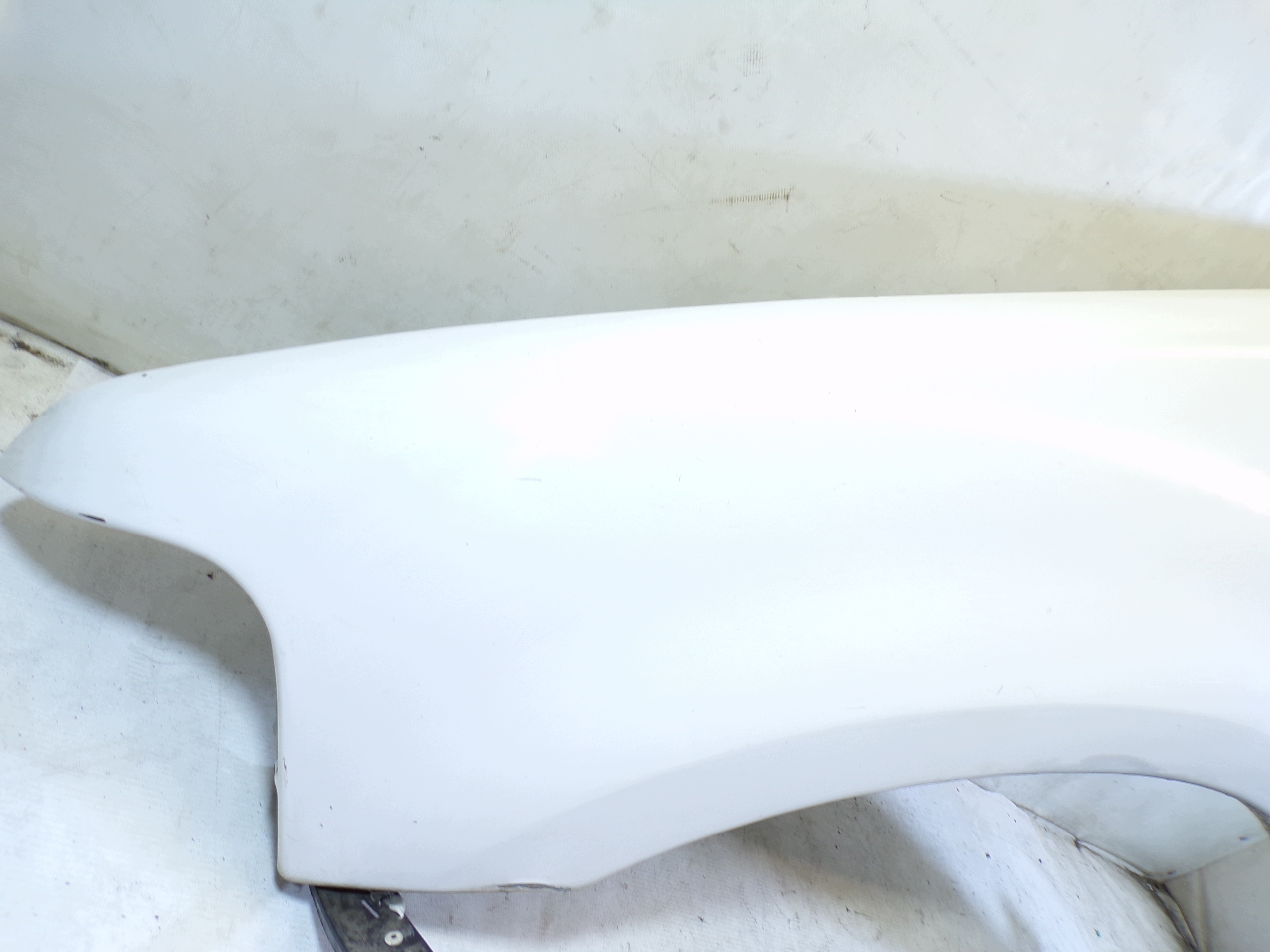 fender left front FORD EXPLORER 3 III (F1)