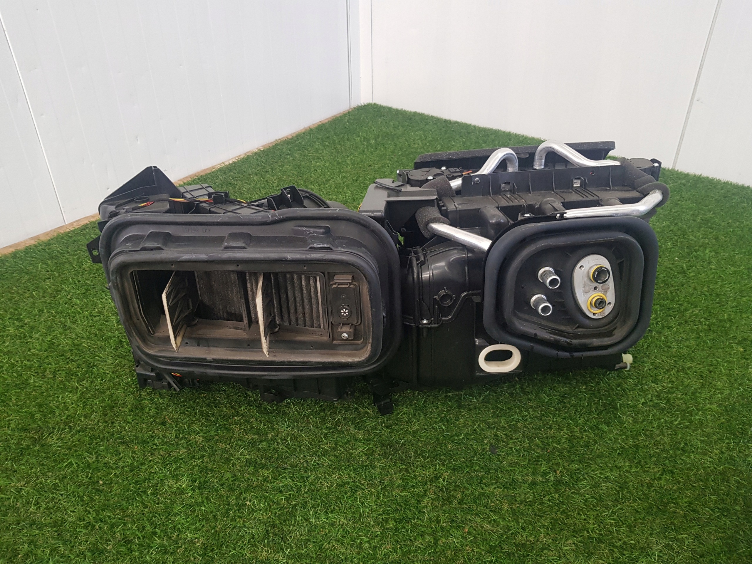 ohřívač VOLVO XC90 II T6 2.0 B 2019 31497314