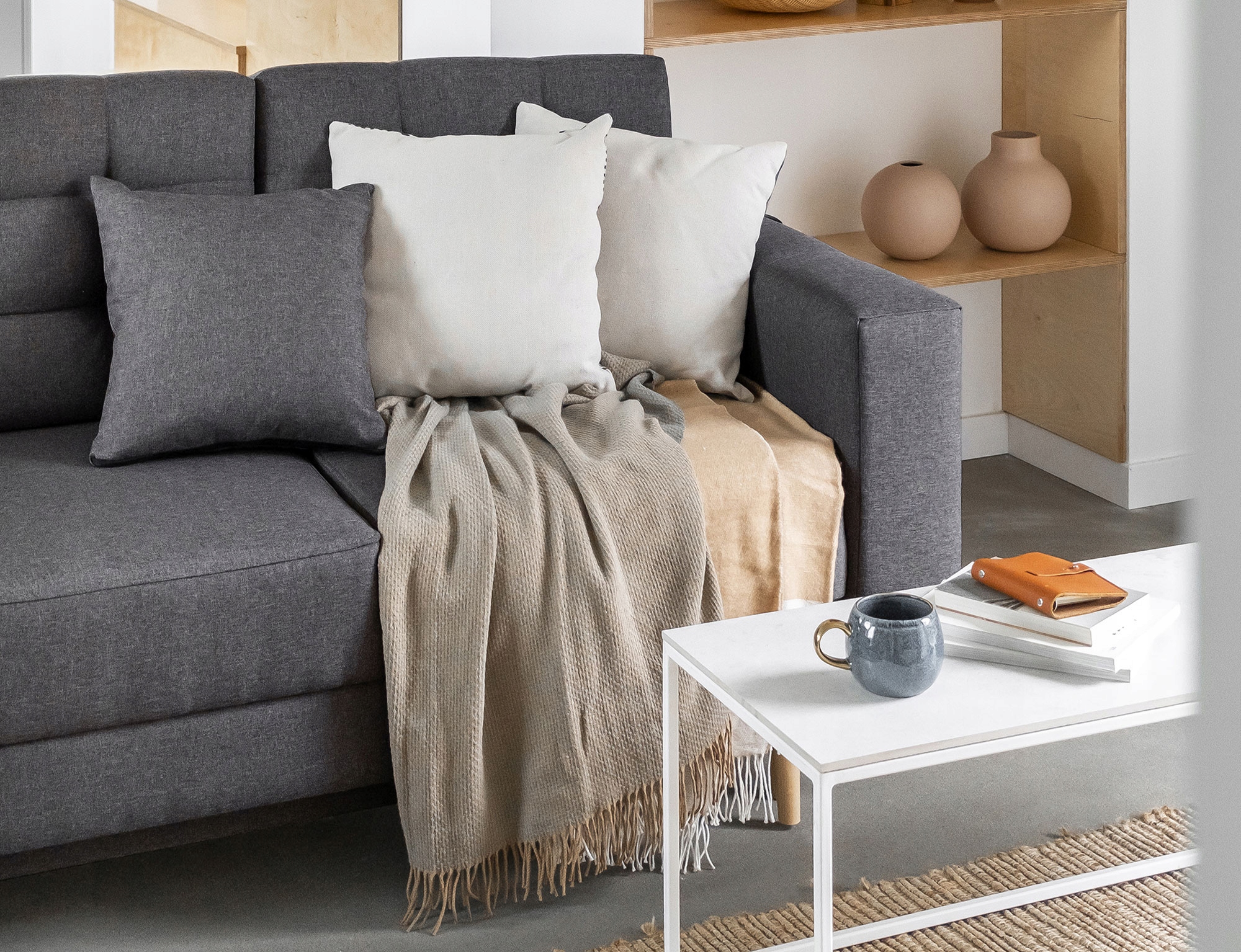 Dodatki Poszewka dekoracyjna 40x40 Szary Szerokość produktu 40 cm