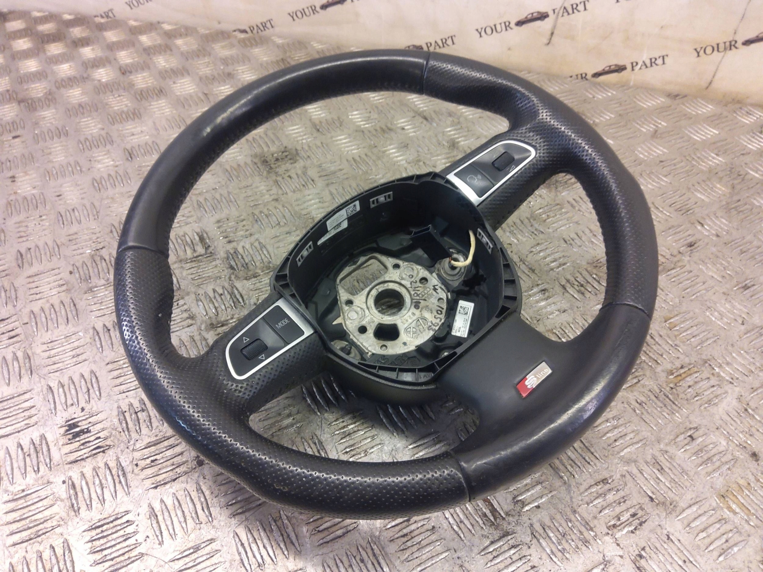 руль Audi OE 8K0419091BB
