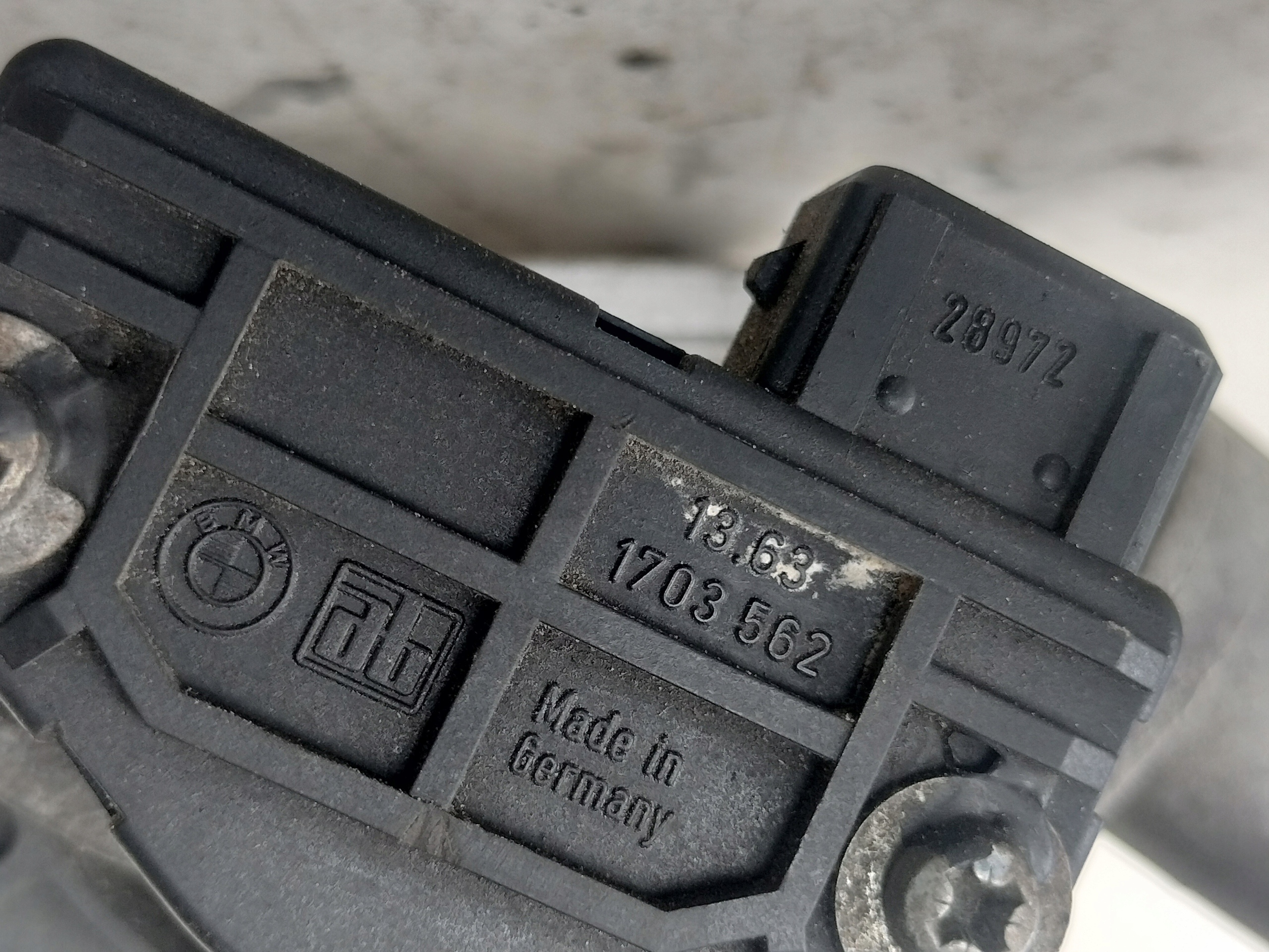 BMW E39 2.0 throttle flap 1703562
